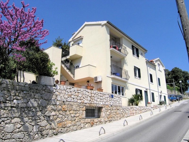 Apartments Depikolzuane 15121-A1