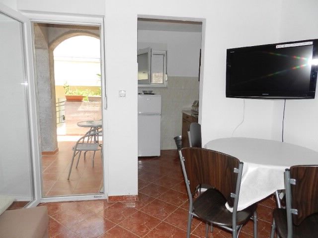 Apartments Branko 24641-A1