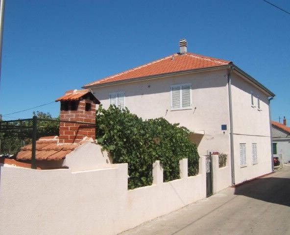 Apartments Emil 25881-A3