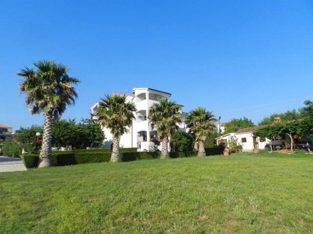 Apartments and Rooms Ana 70121-A2