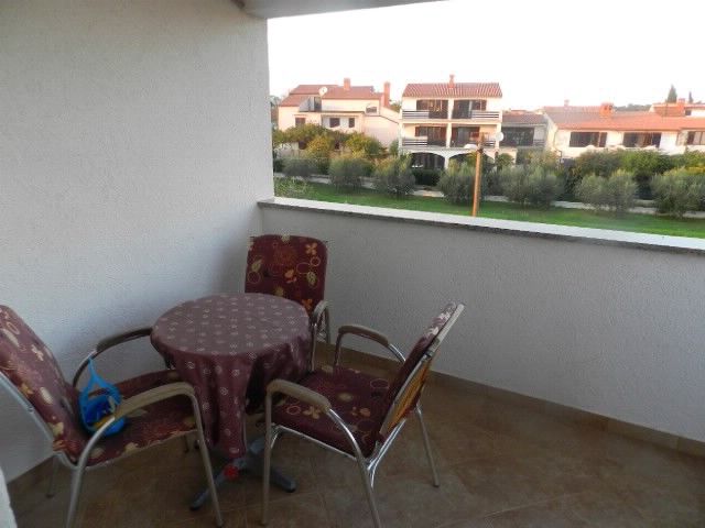 Apartments and Rooms Ana 70121-S1