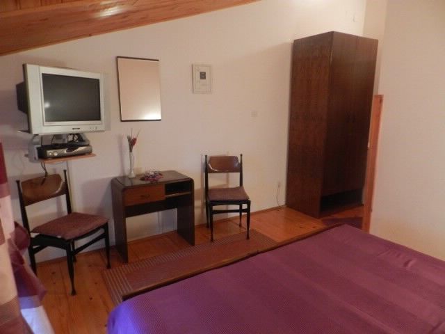 Apartments and Rooms Ana 70121-S1