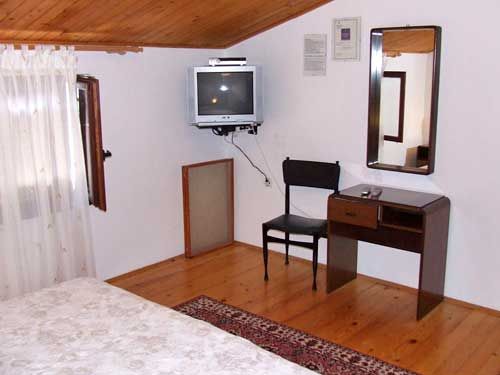Apartments and Rooms Ana 70121-A1