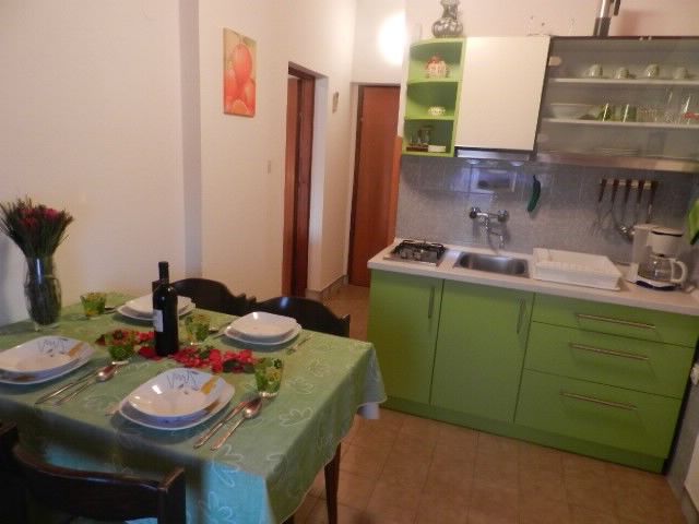 Apartments and Rooms Ana 70121-A2
