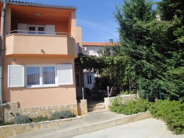 Apartments Nidisa 64151-A1