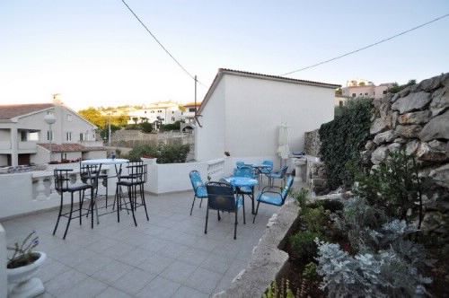 Apartments Mate 63931-A1