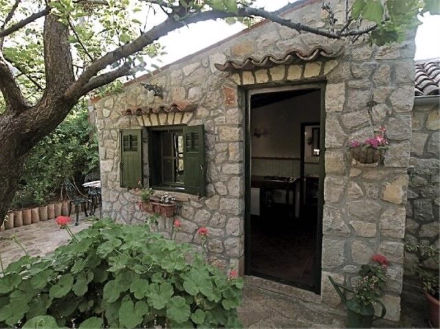 Apartments Cvita 64511-A1