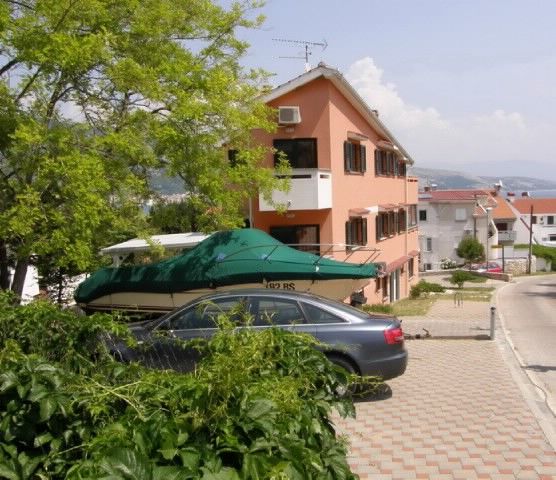 Apartments Pintar-Zarok 69201-A1