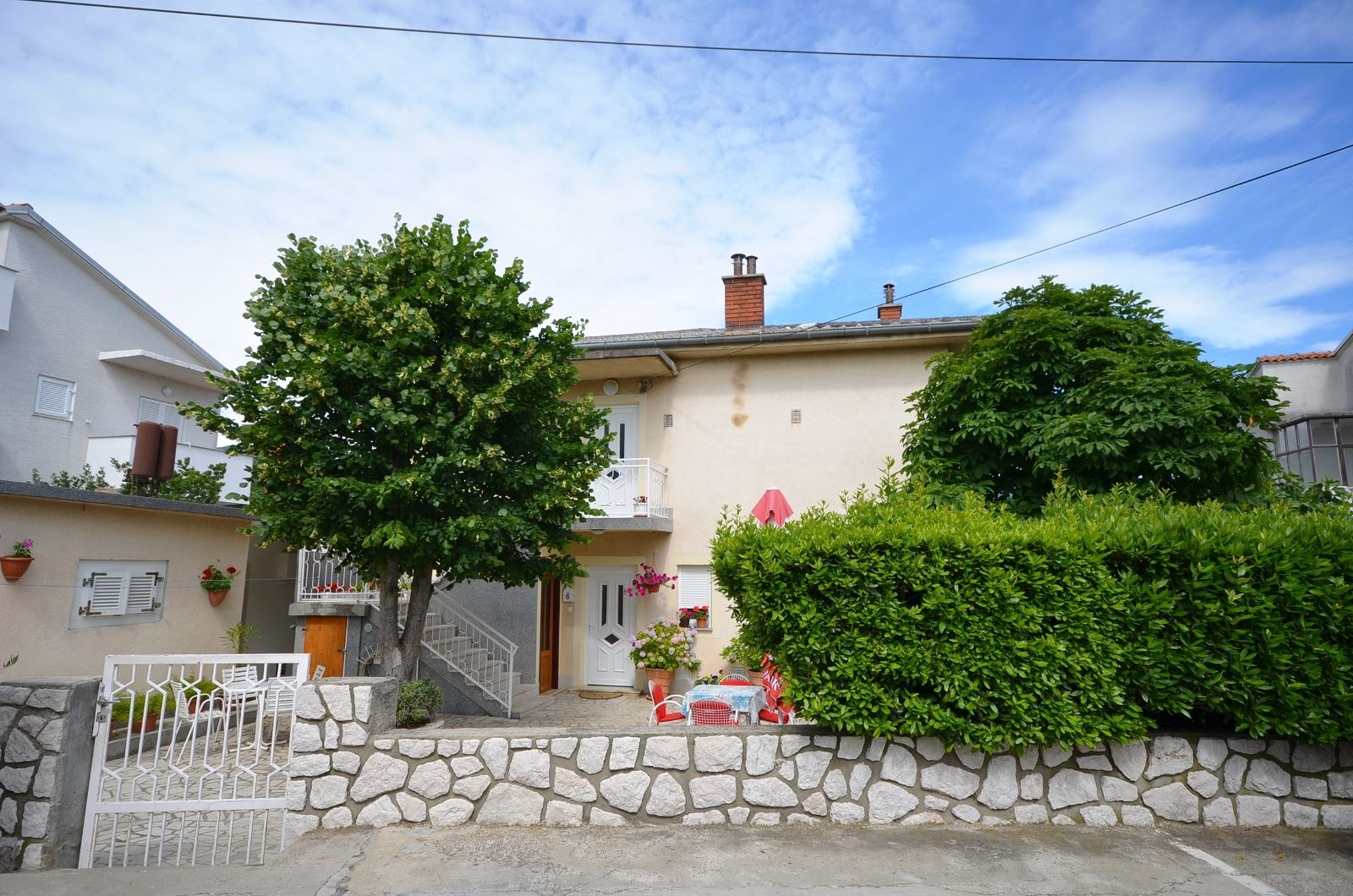 Apartments Gorana 60351-A2