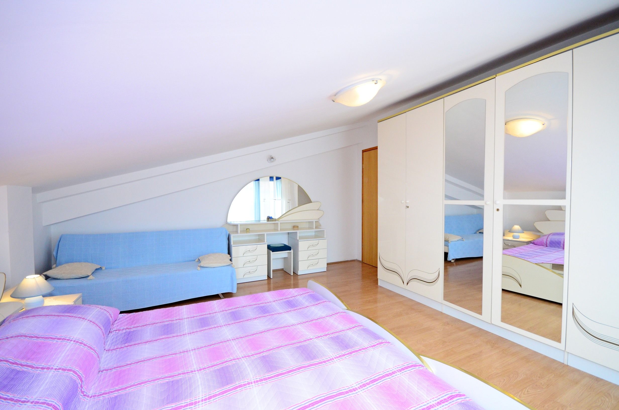 Apartments Biserka 73041-A2