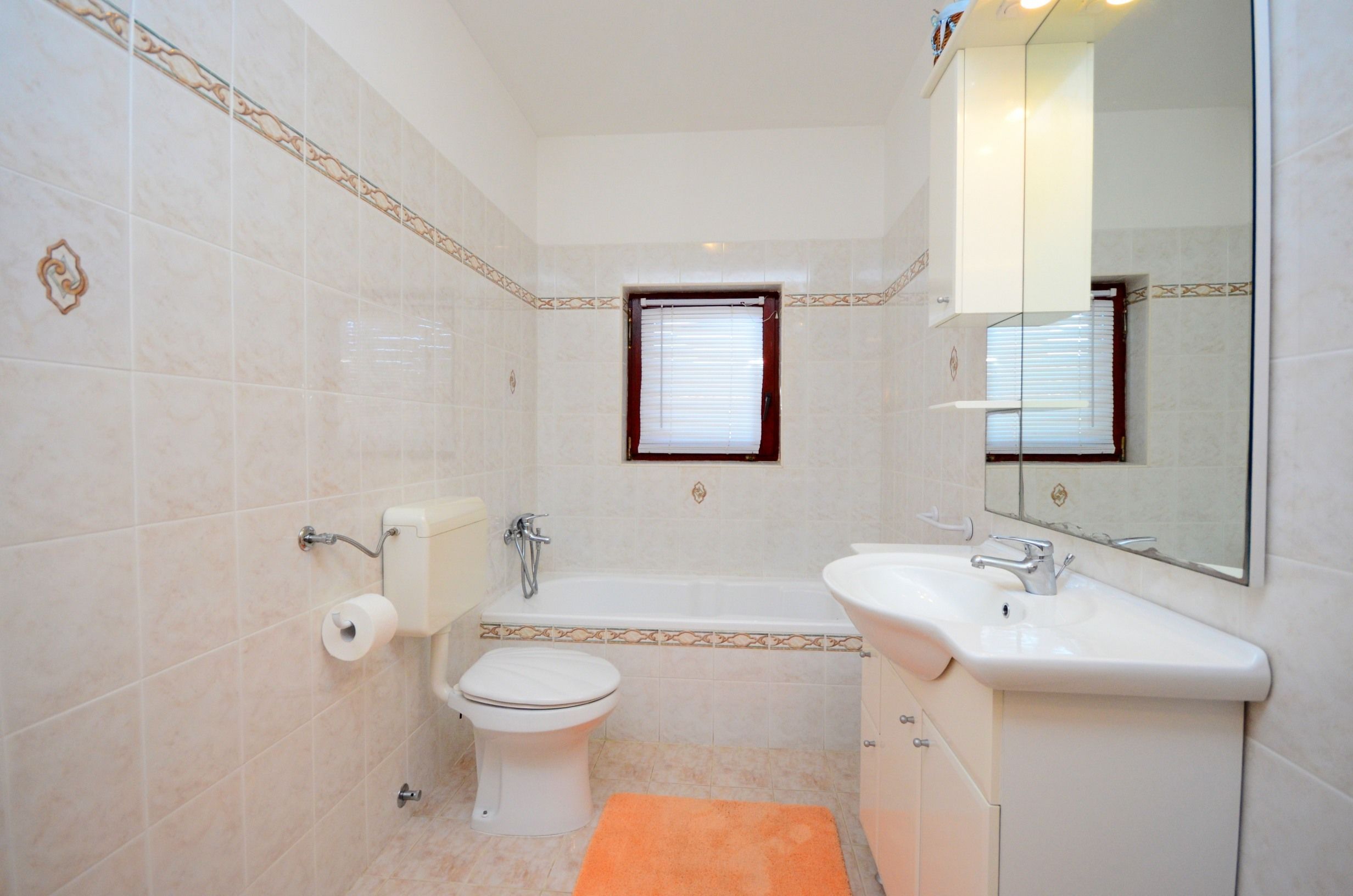 Apartments Biserka 73041-A2