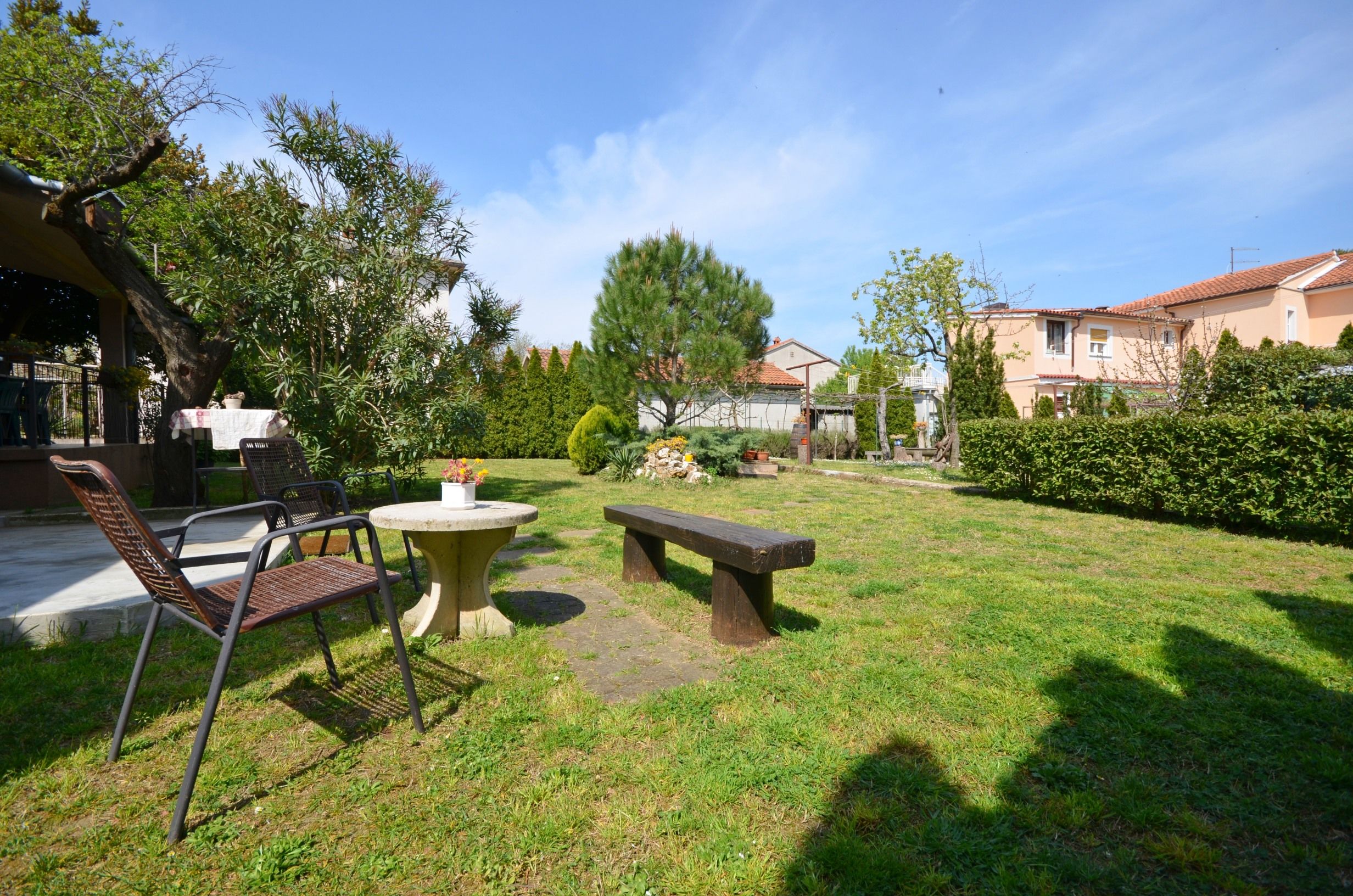 Apartments Mirela Accommodation in Pula