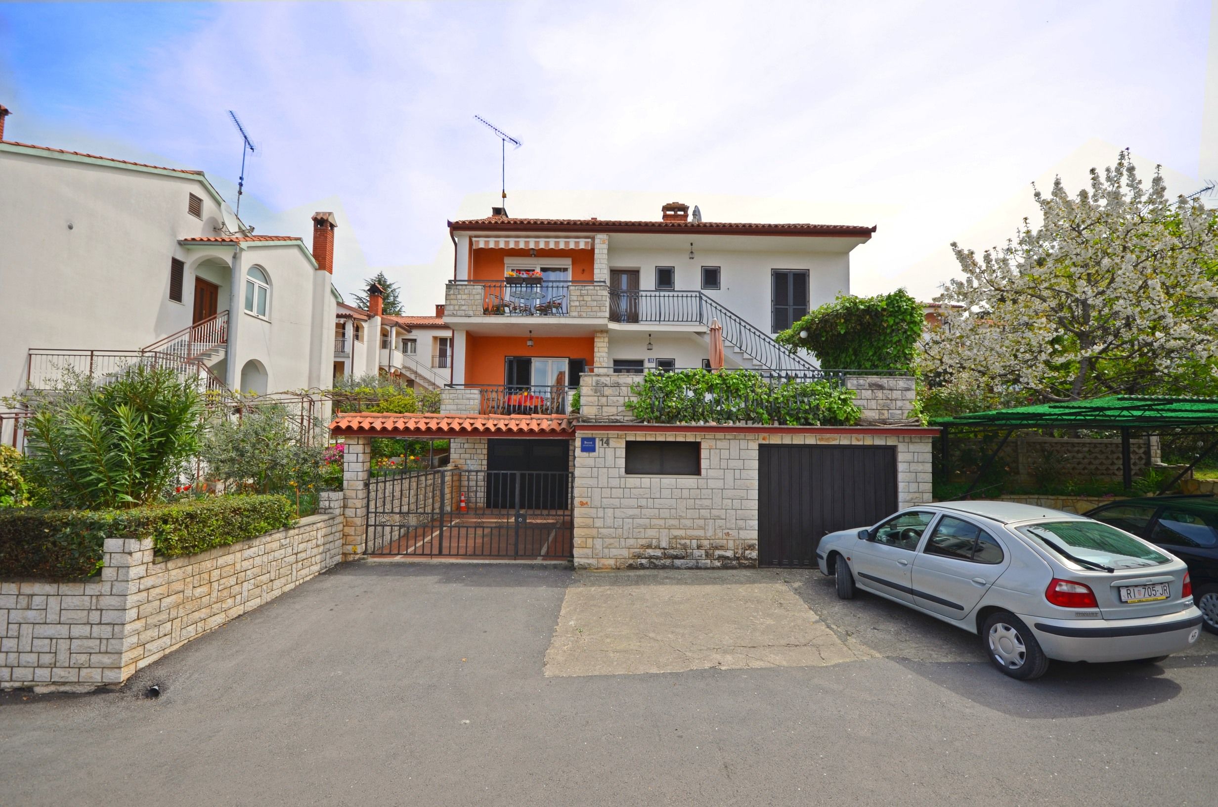 Apartment Loredana 72811-A1
