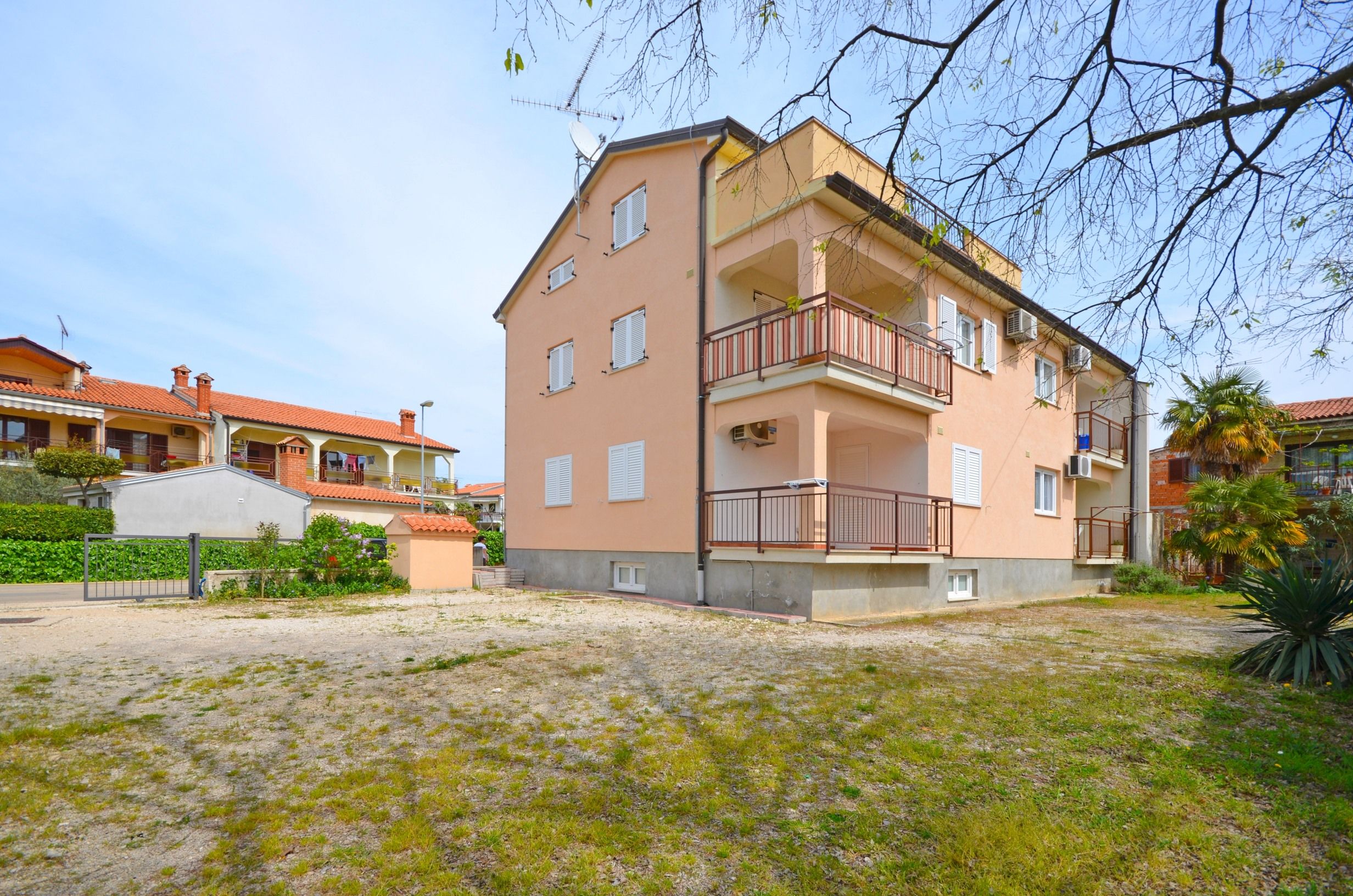 Apartment Labinjan 72831-A1