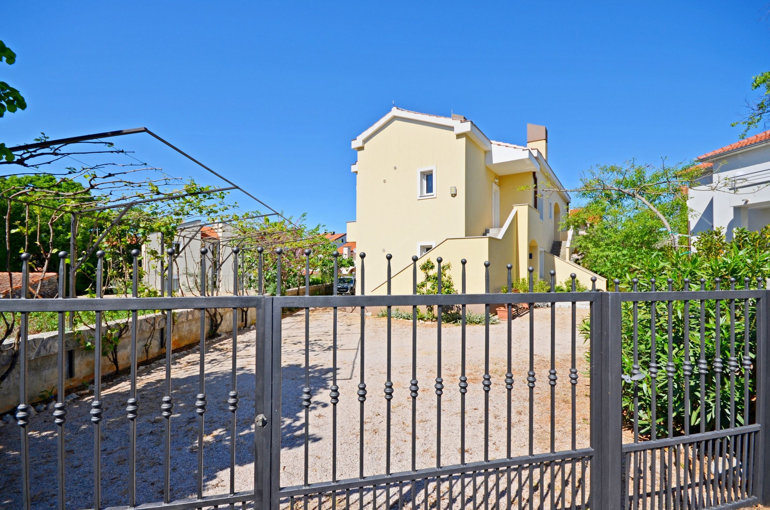 Apartments Vesna A2