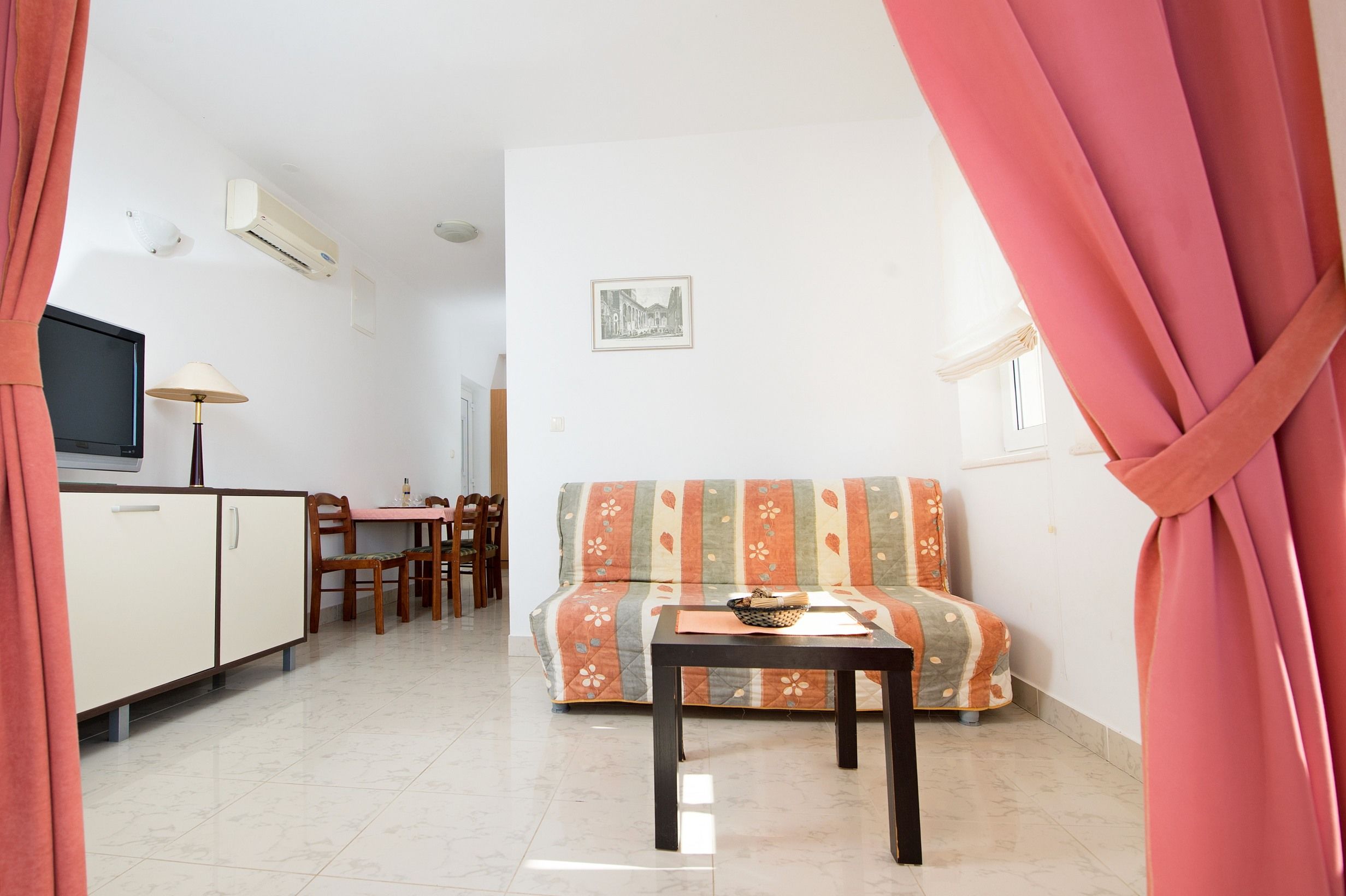 Apartments Ksenija 27231-A2