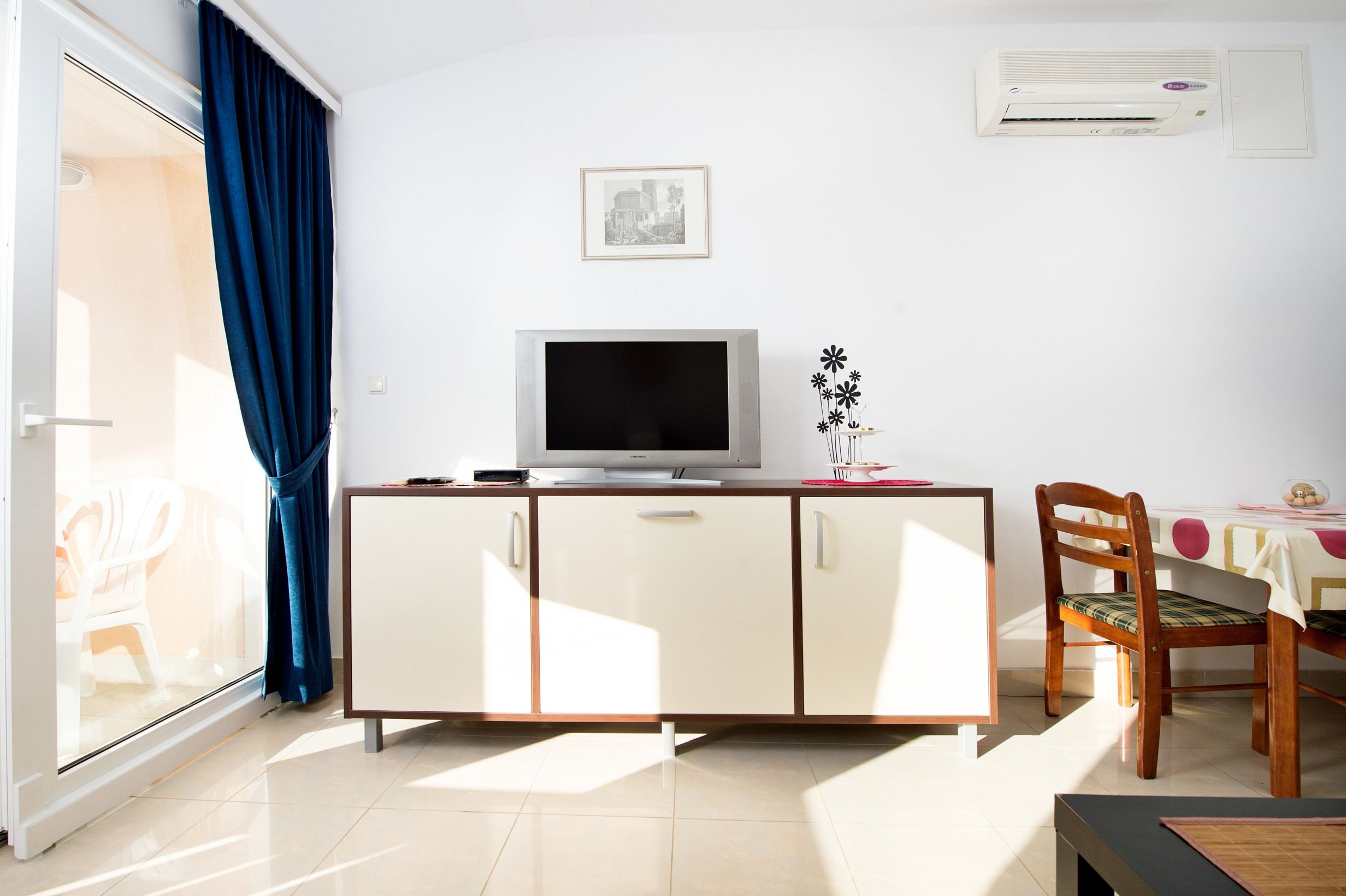 Apartments Ksenija 27231-A4