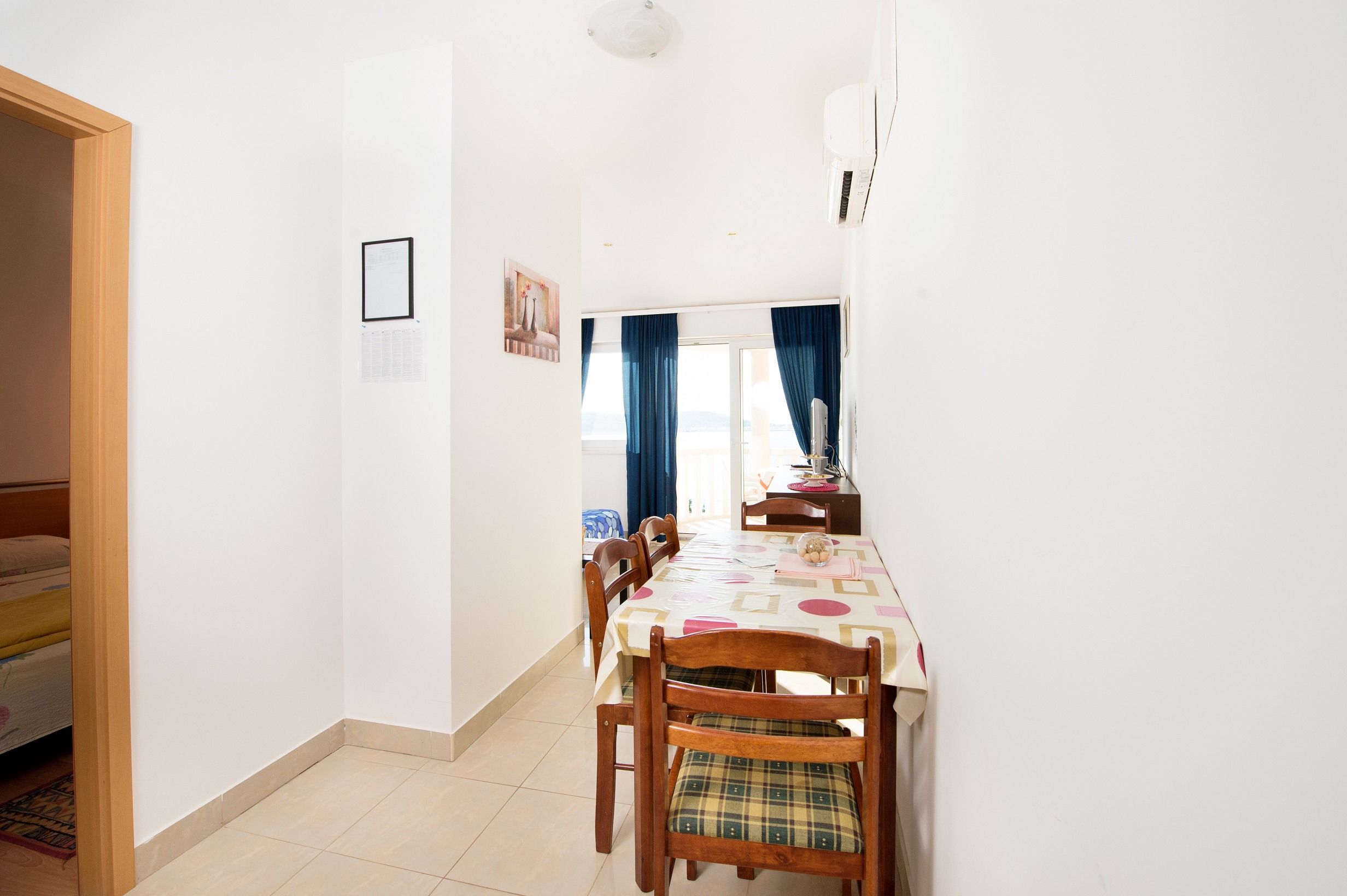 Apartments Ksenija 27231-A4