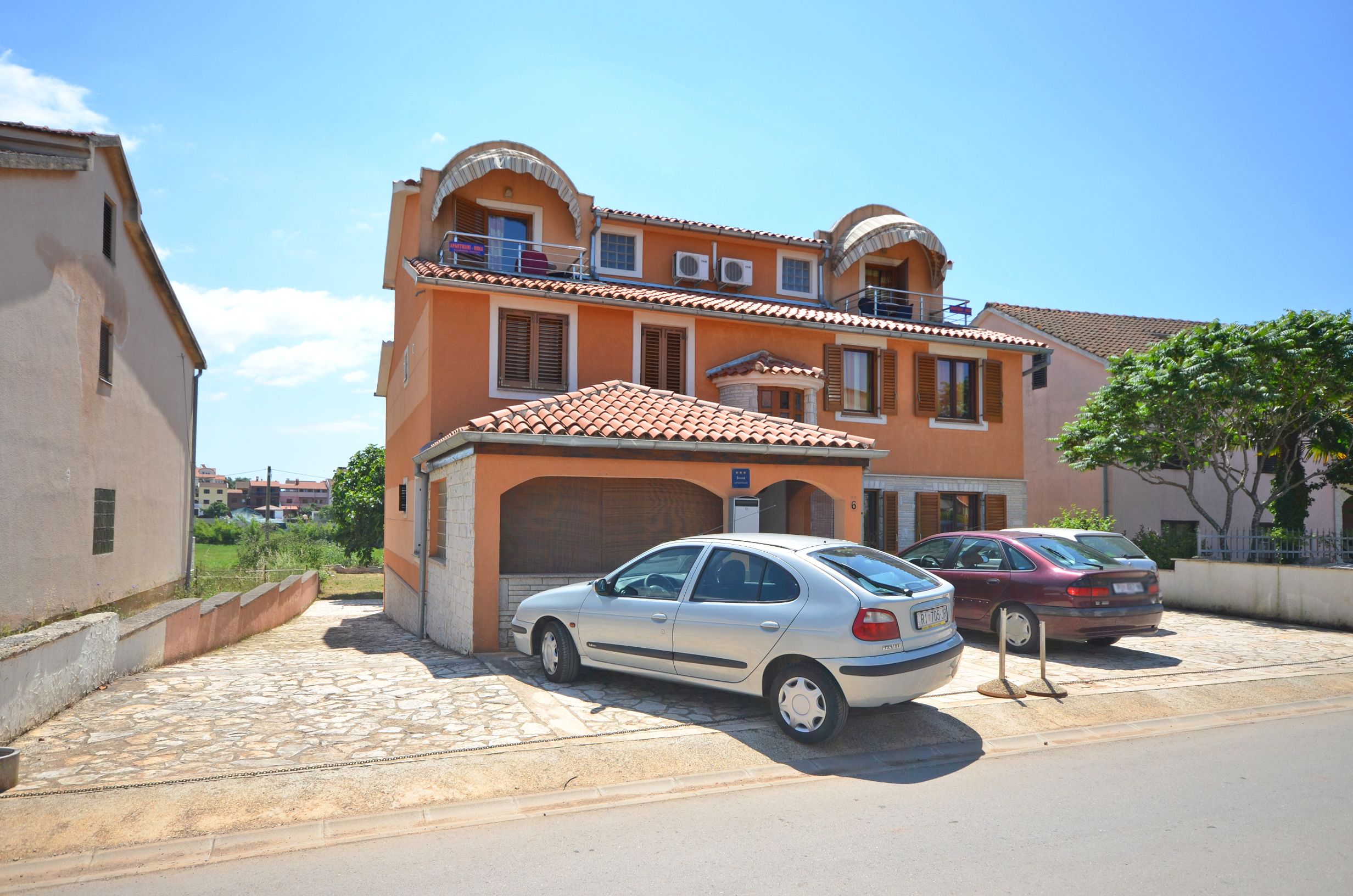 Apartments Manda 74611-A5