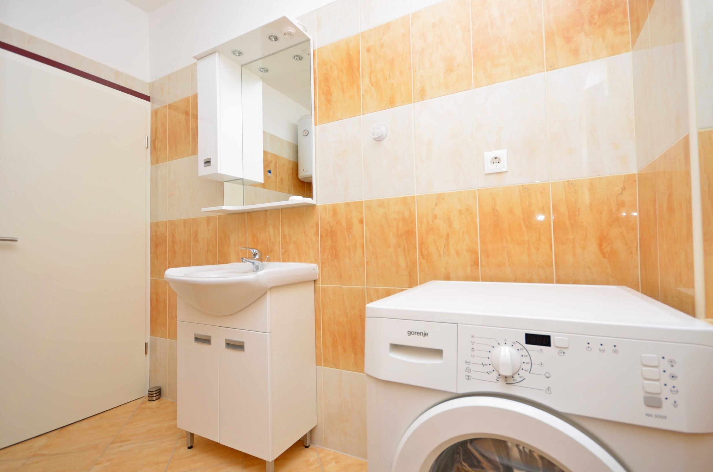 Apartment Blue House 58111-A1