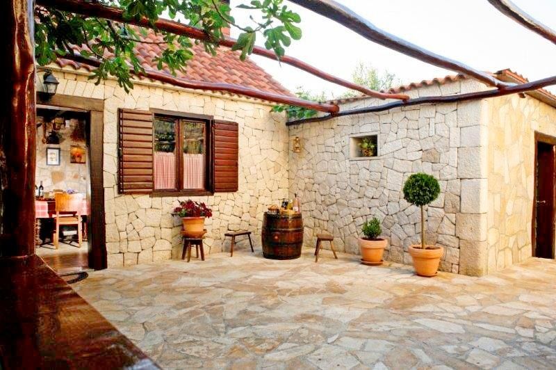 Apartments Mirko 30361-A3