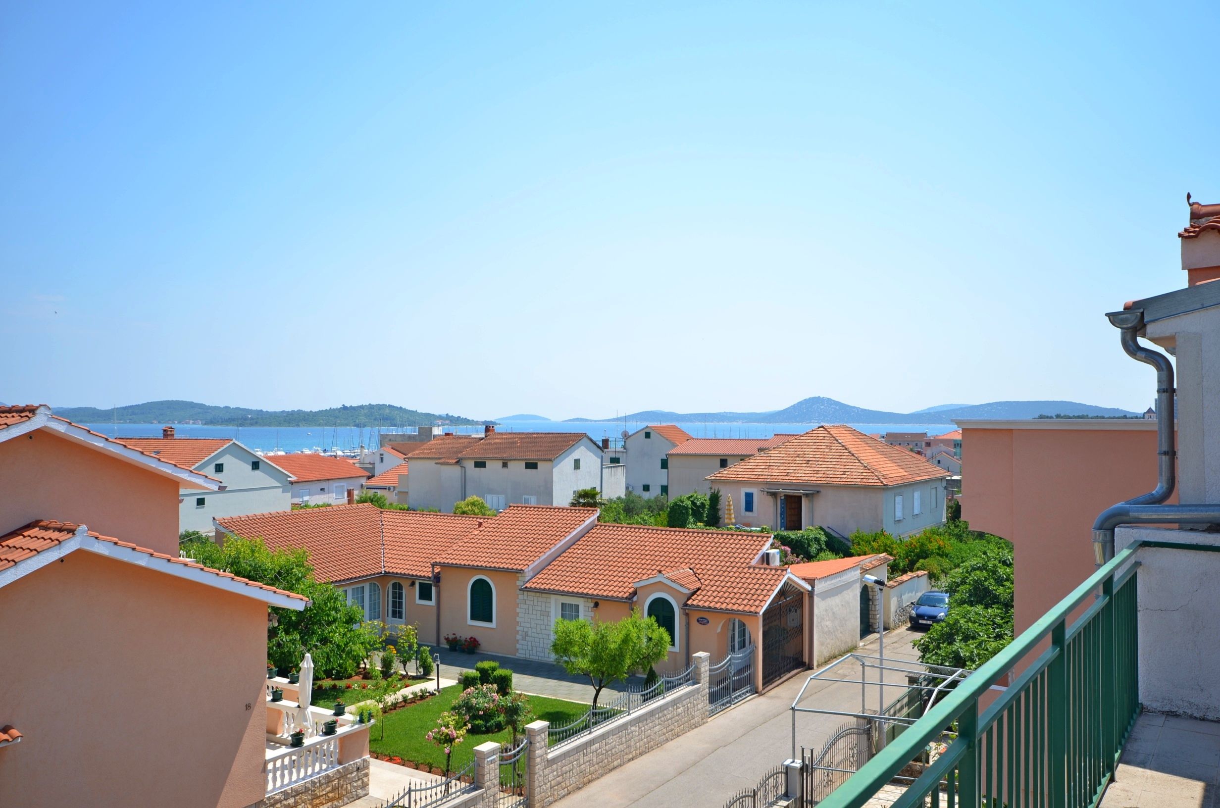 Apartments and Room Zinka 24311-A1