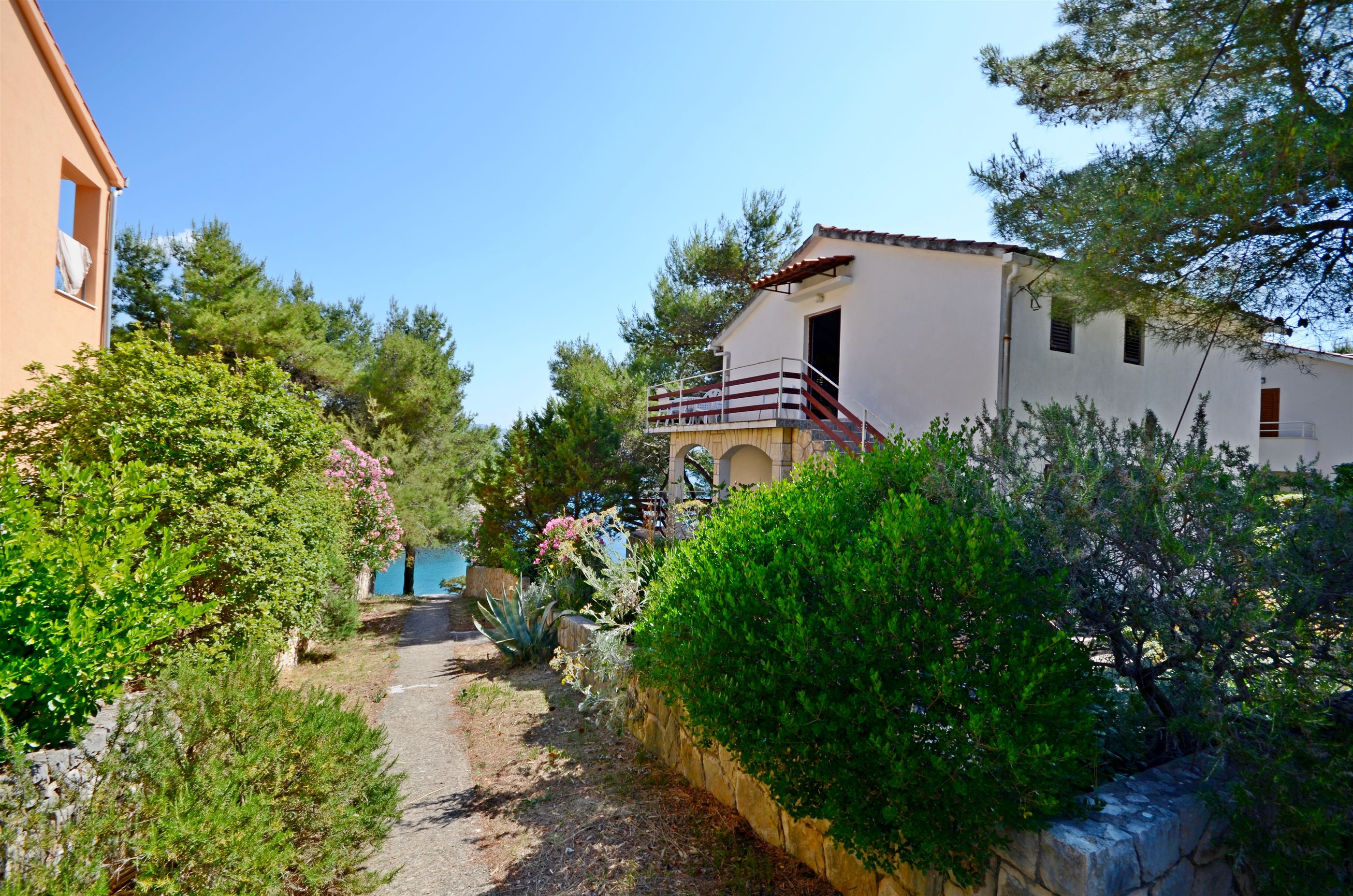Apartments Antun 40631-A1