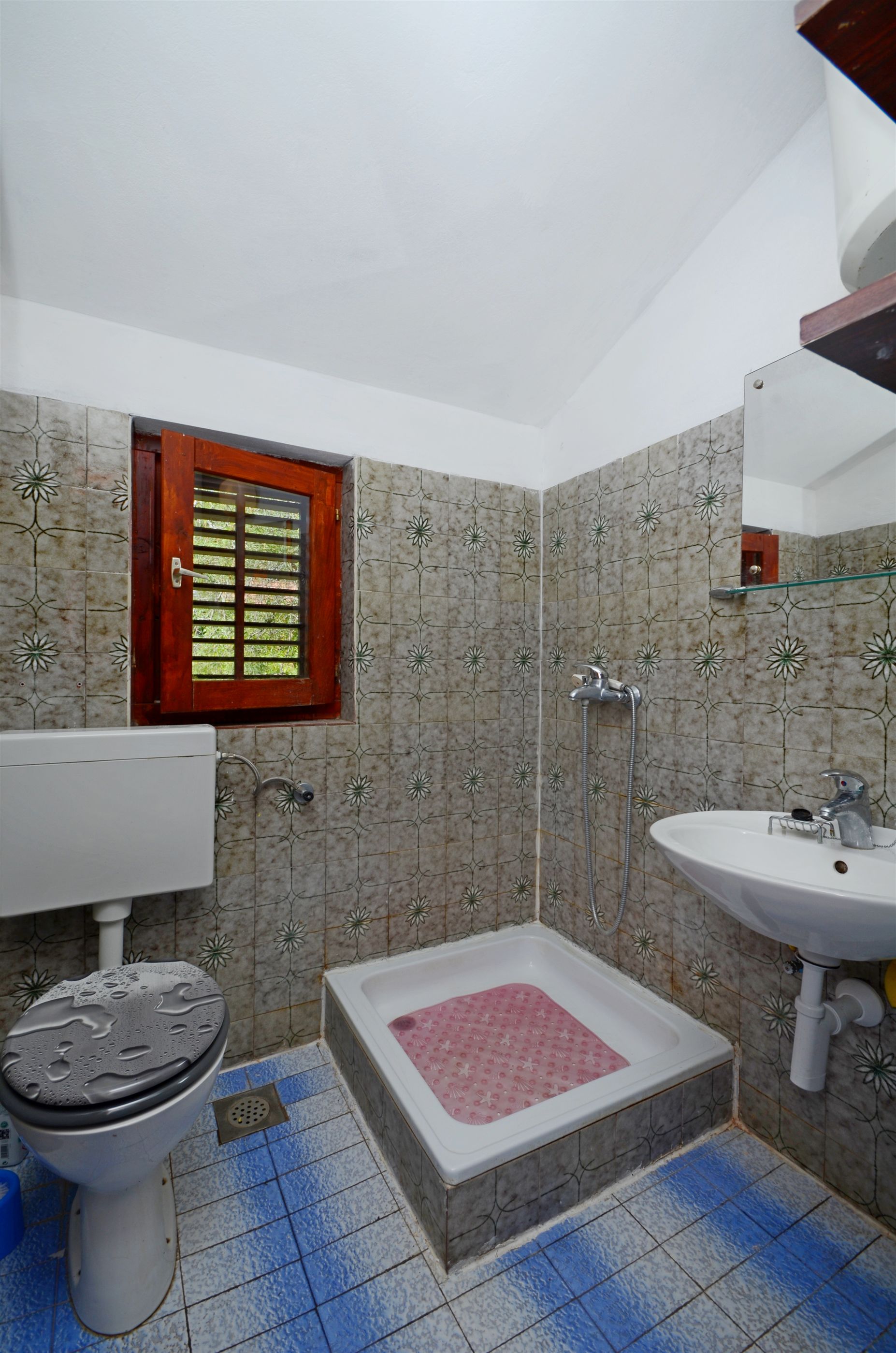 Apartments Antun 40631-A1