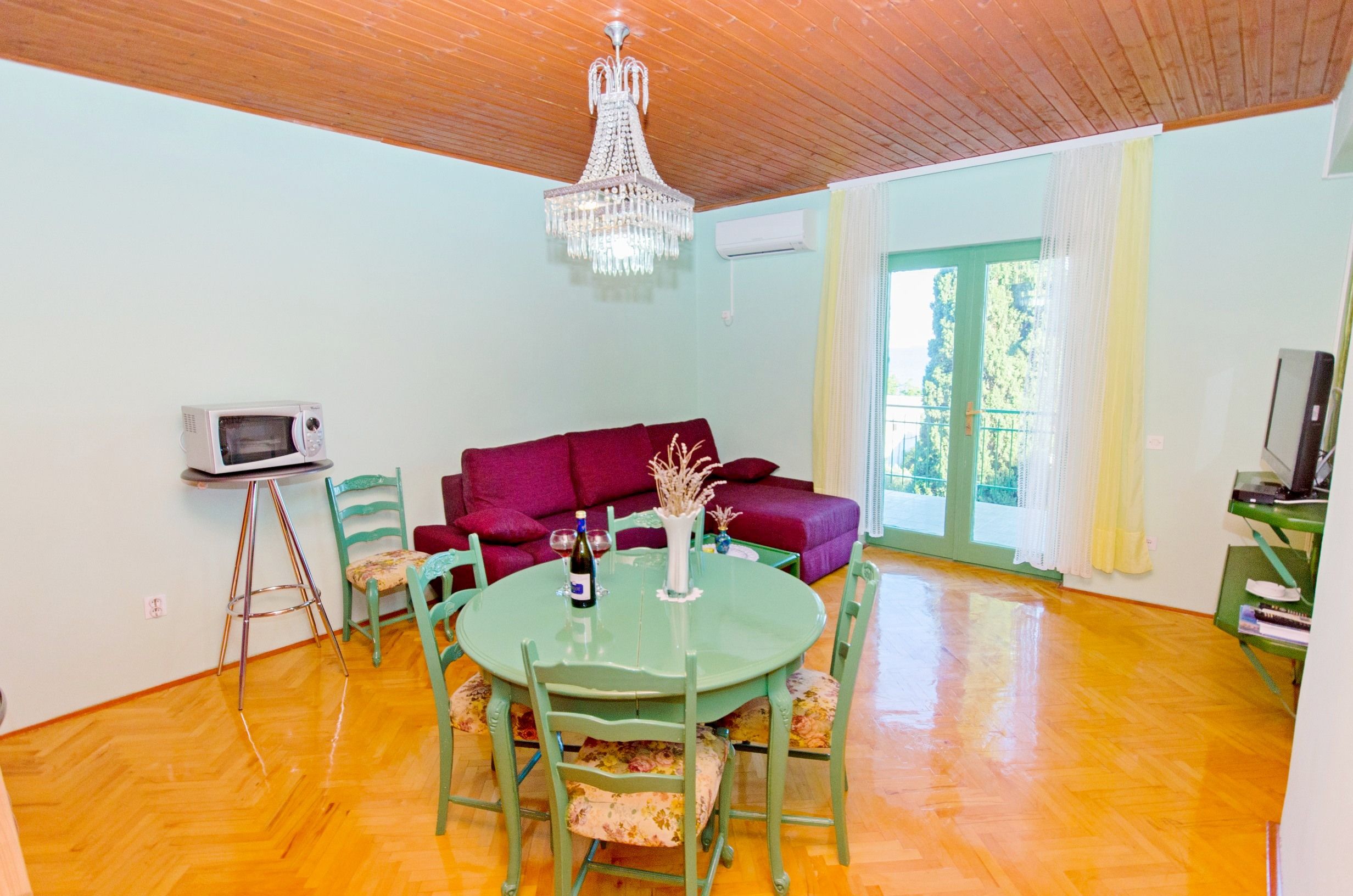Apartments Mladenka A1