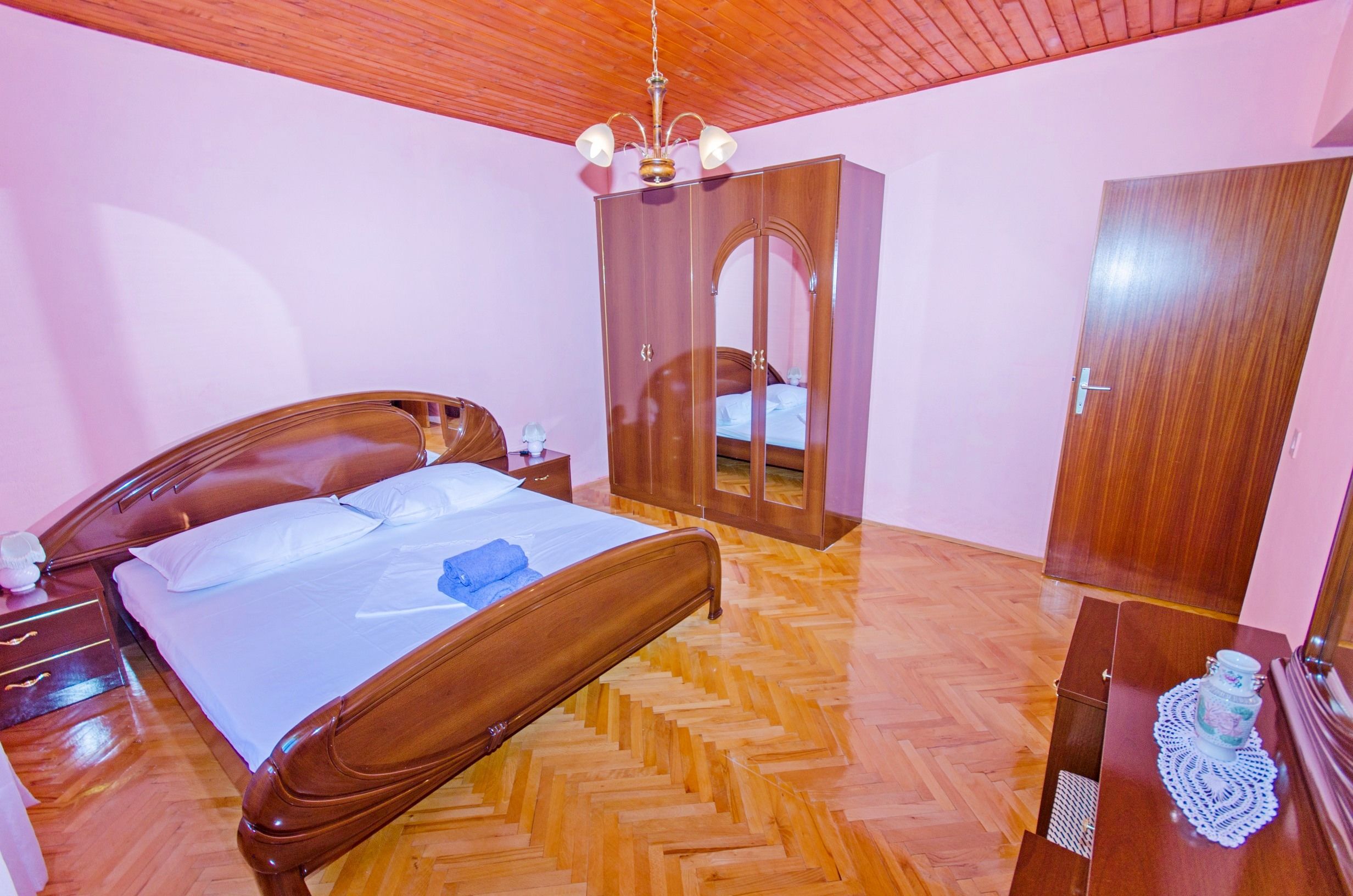 Apartments Mladenka 44051-A2