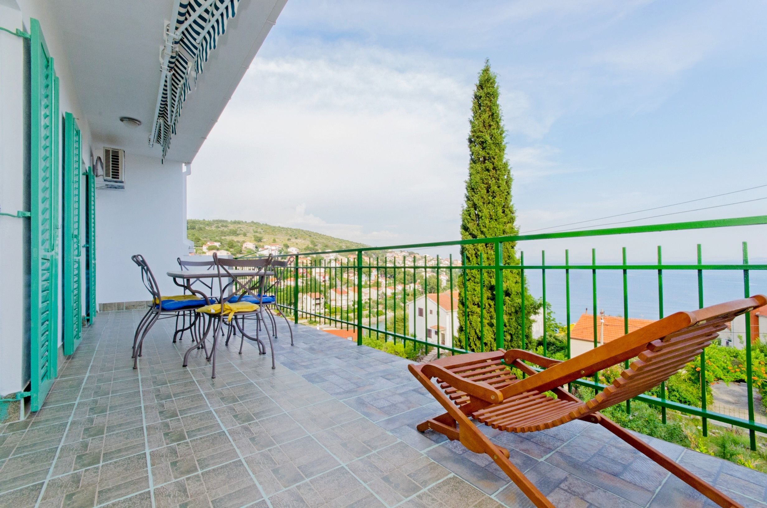 Apartments Mladenka 44051-A2