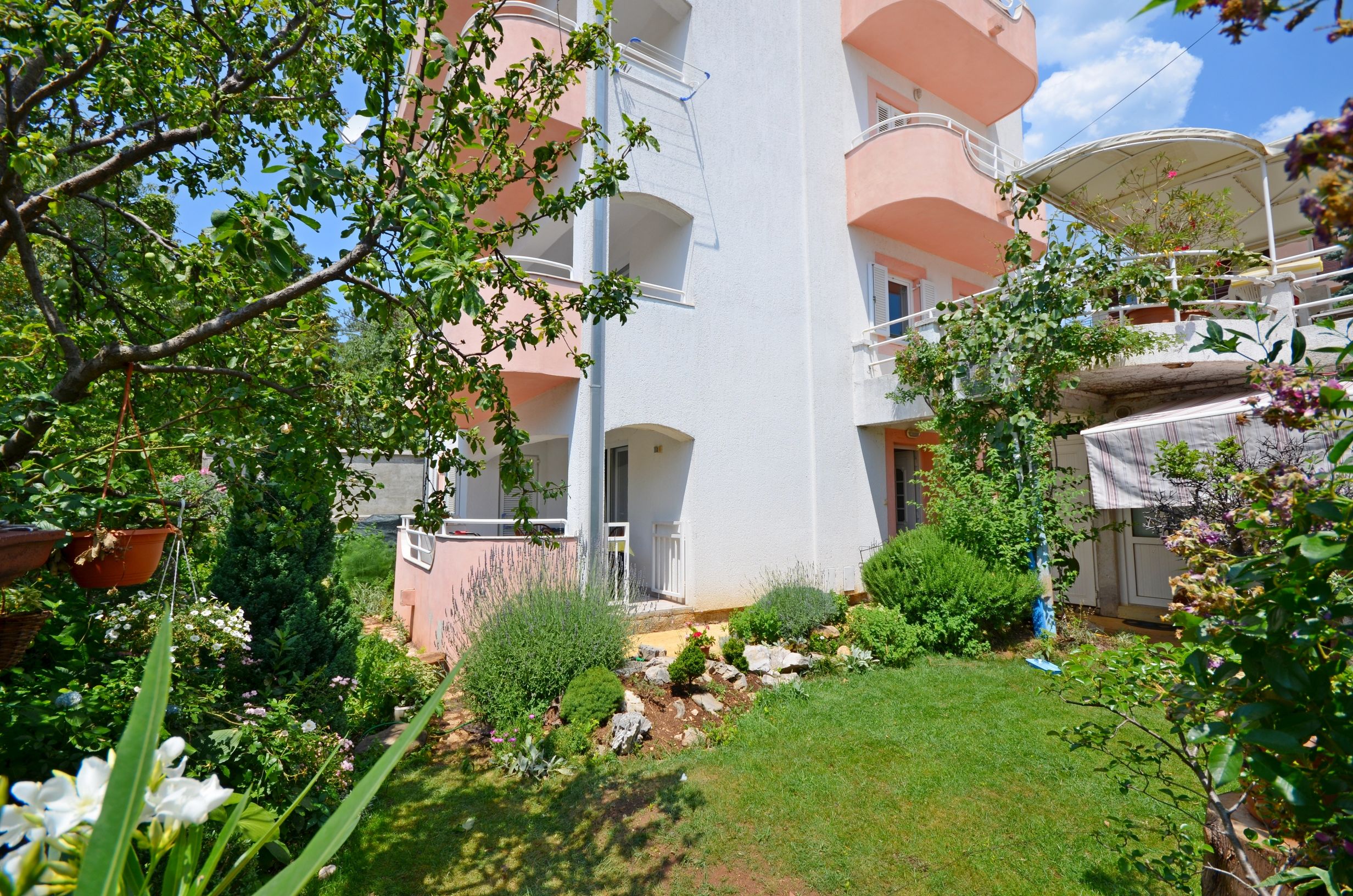 Apartments Snježana 67741-A4
