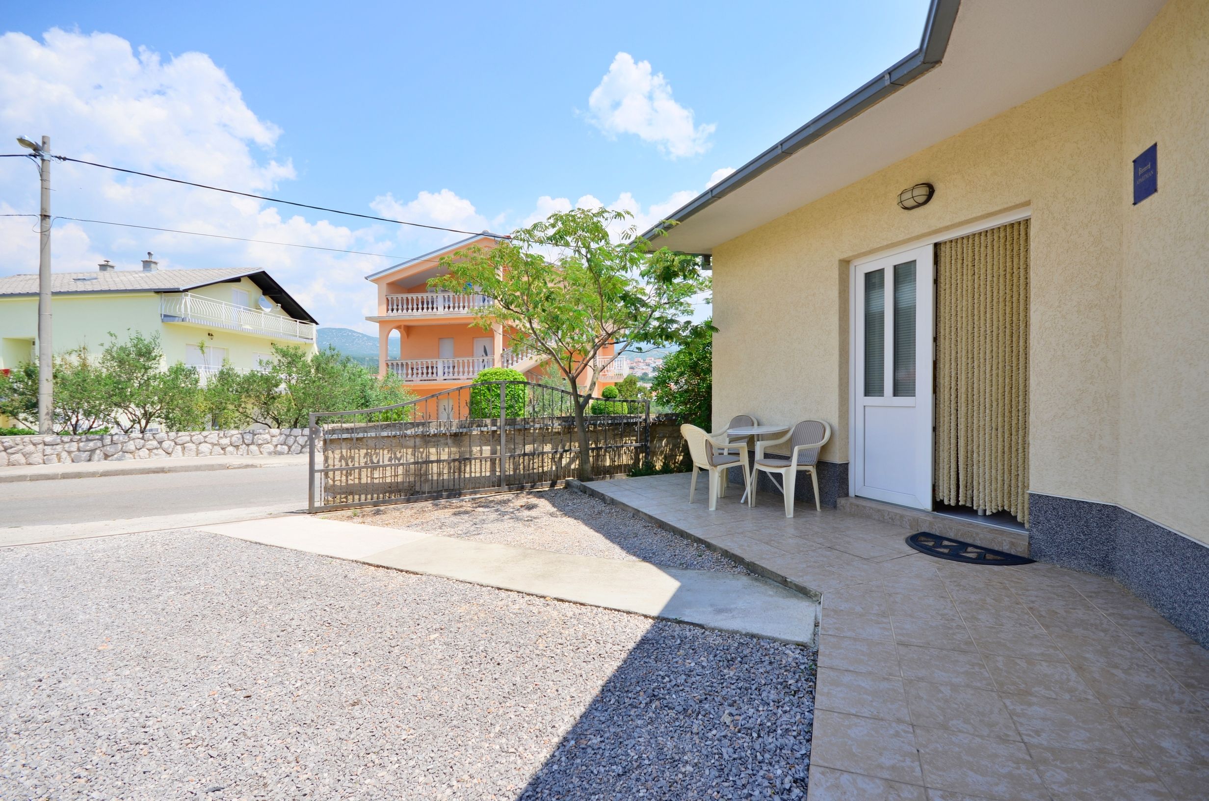 Apartments Branimir 64221-A1