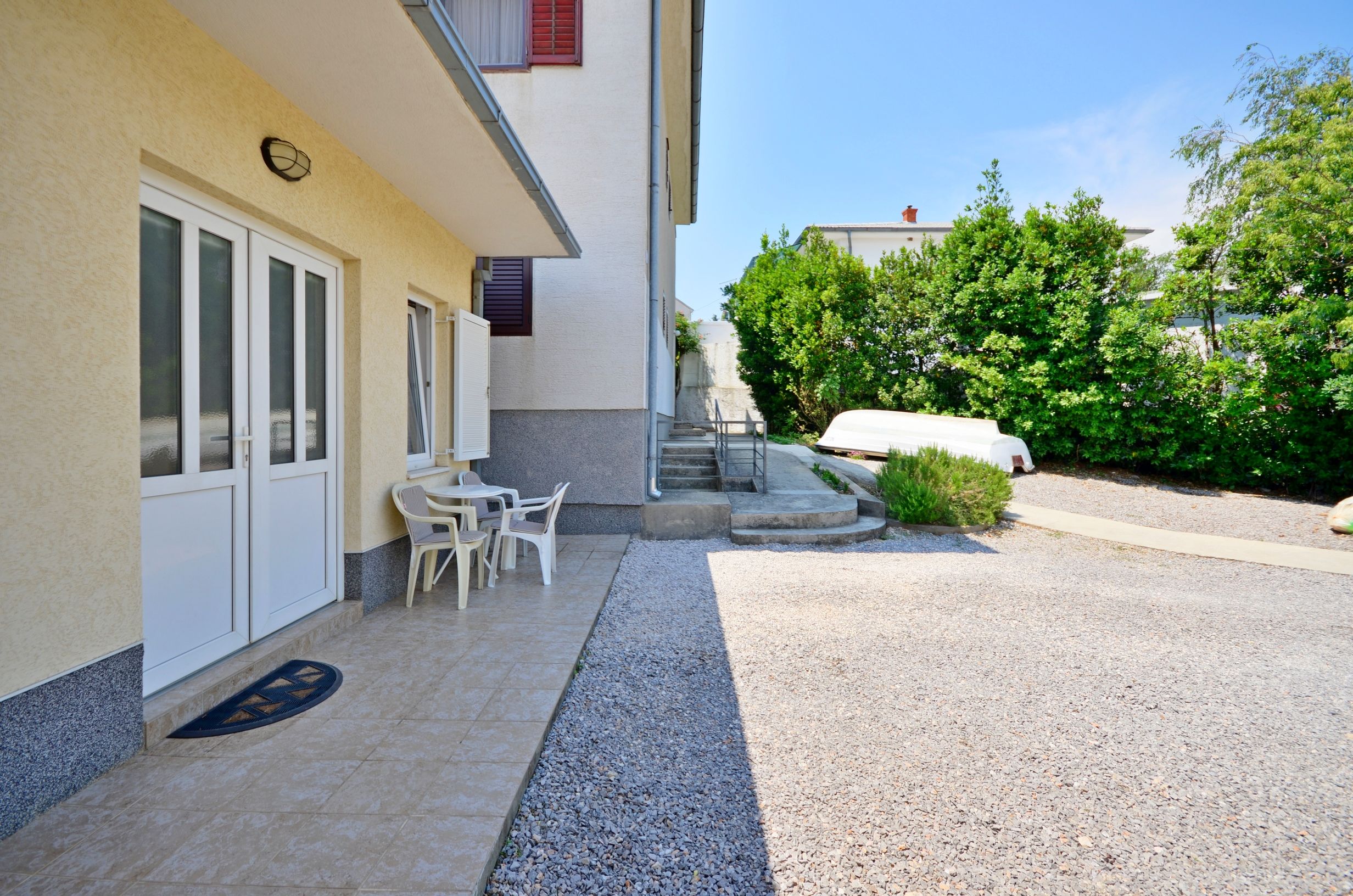 Apartments Branimir 64221-A2