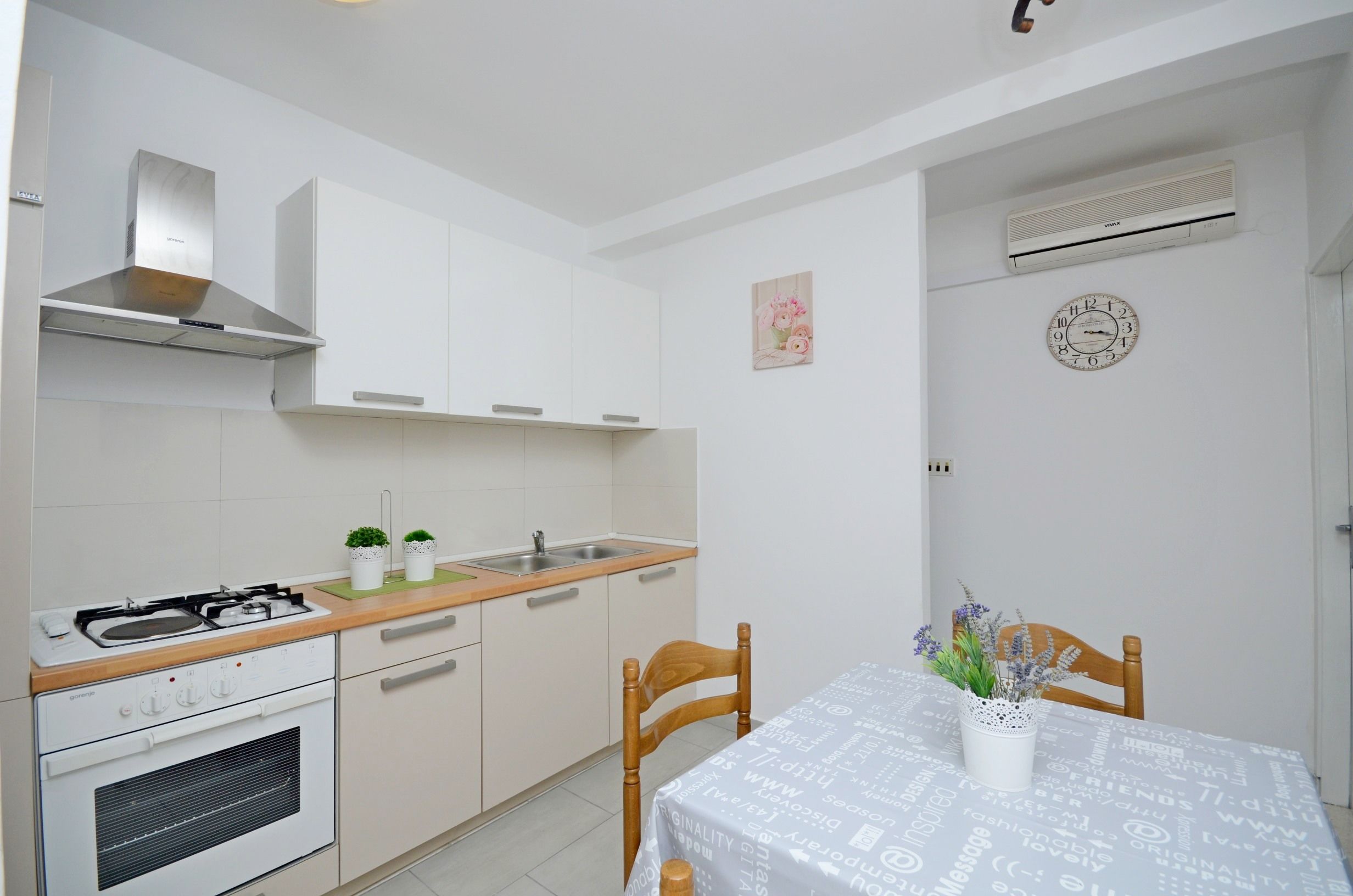 Apartments Milan 13571-A2