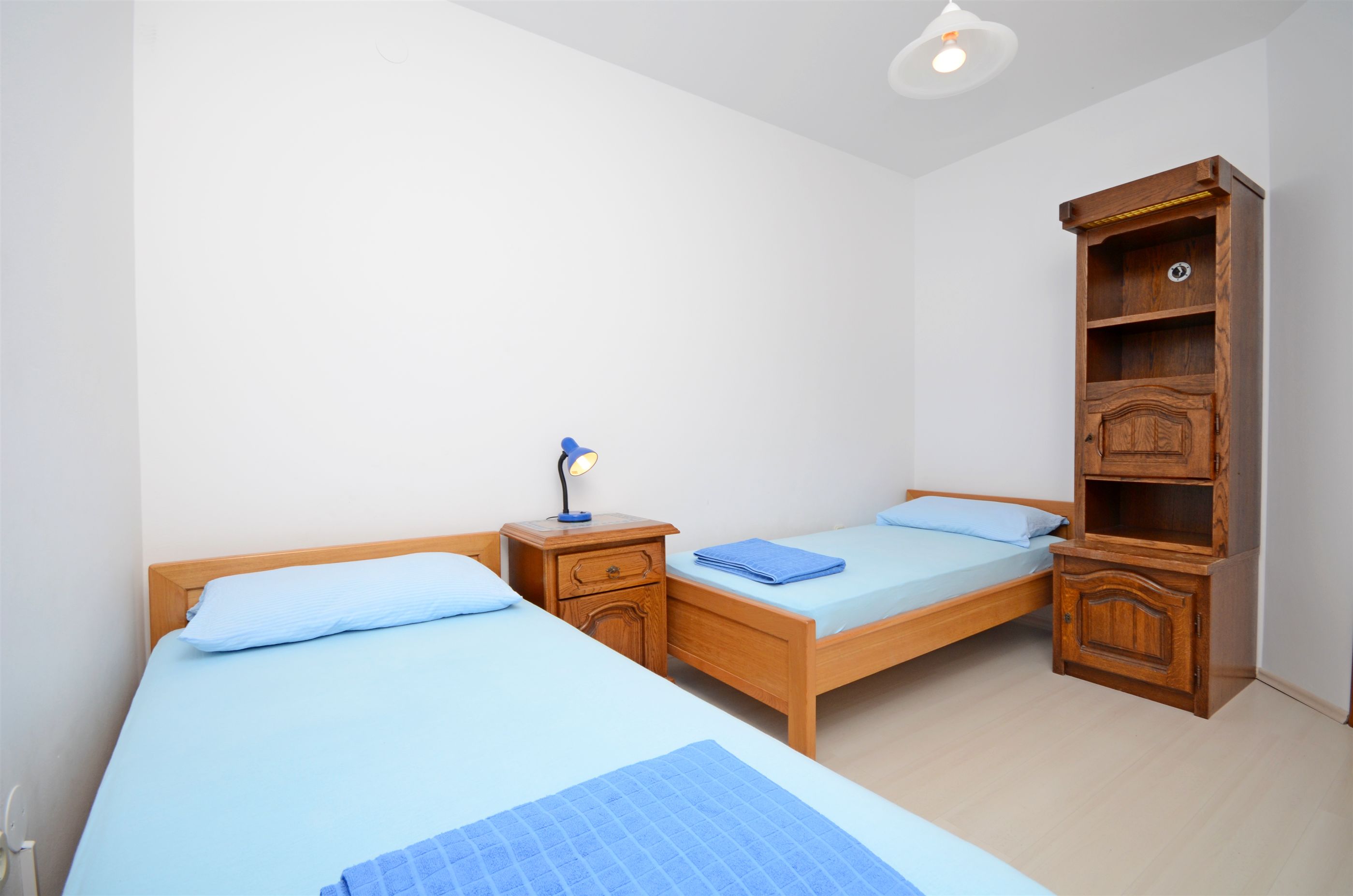 Apartments Branislav 21811-A1