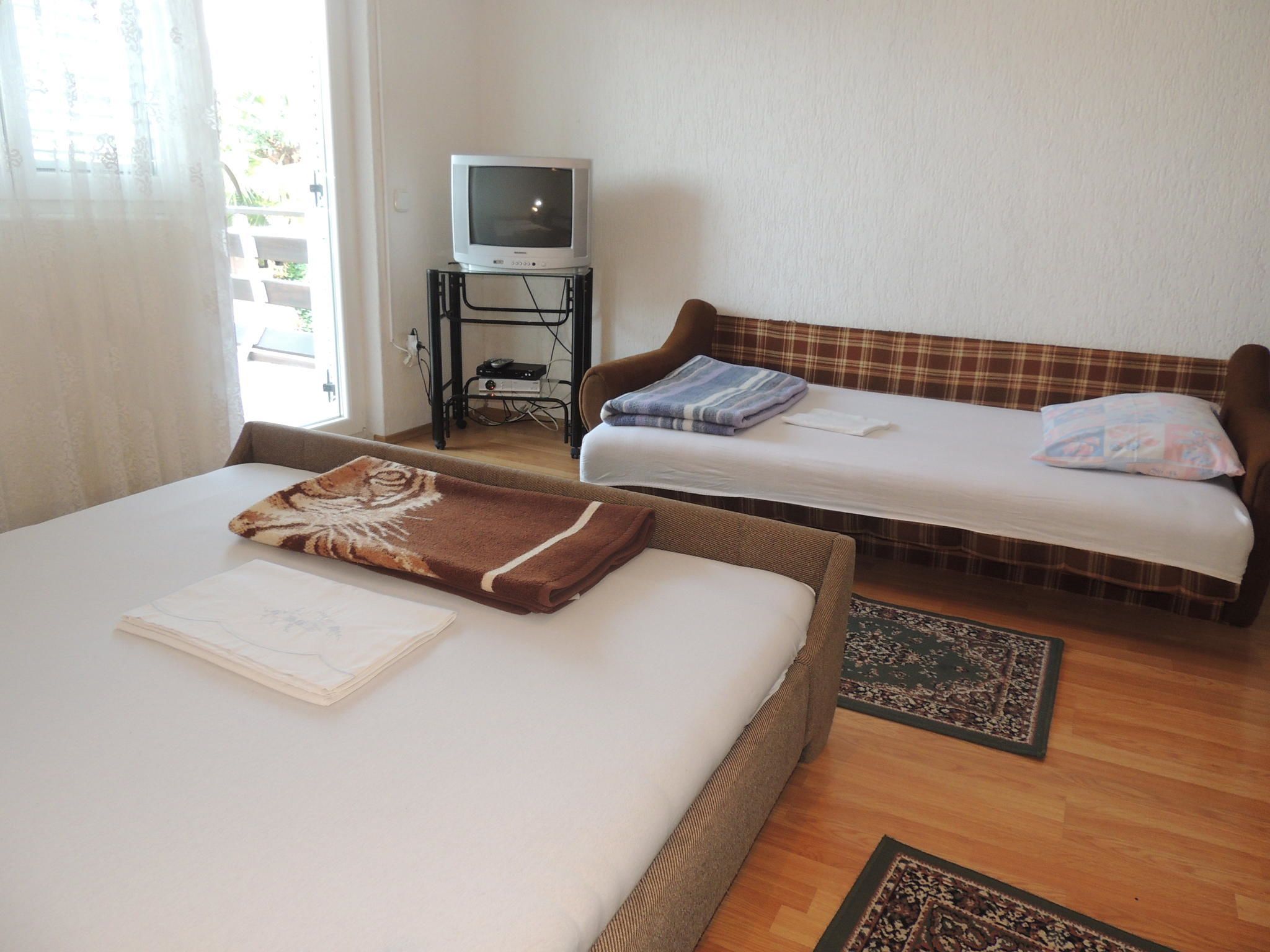 Apartments Dragica 62271-A1