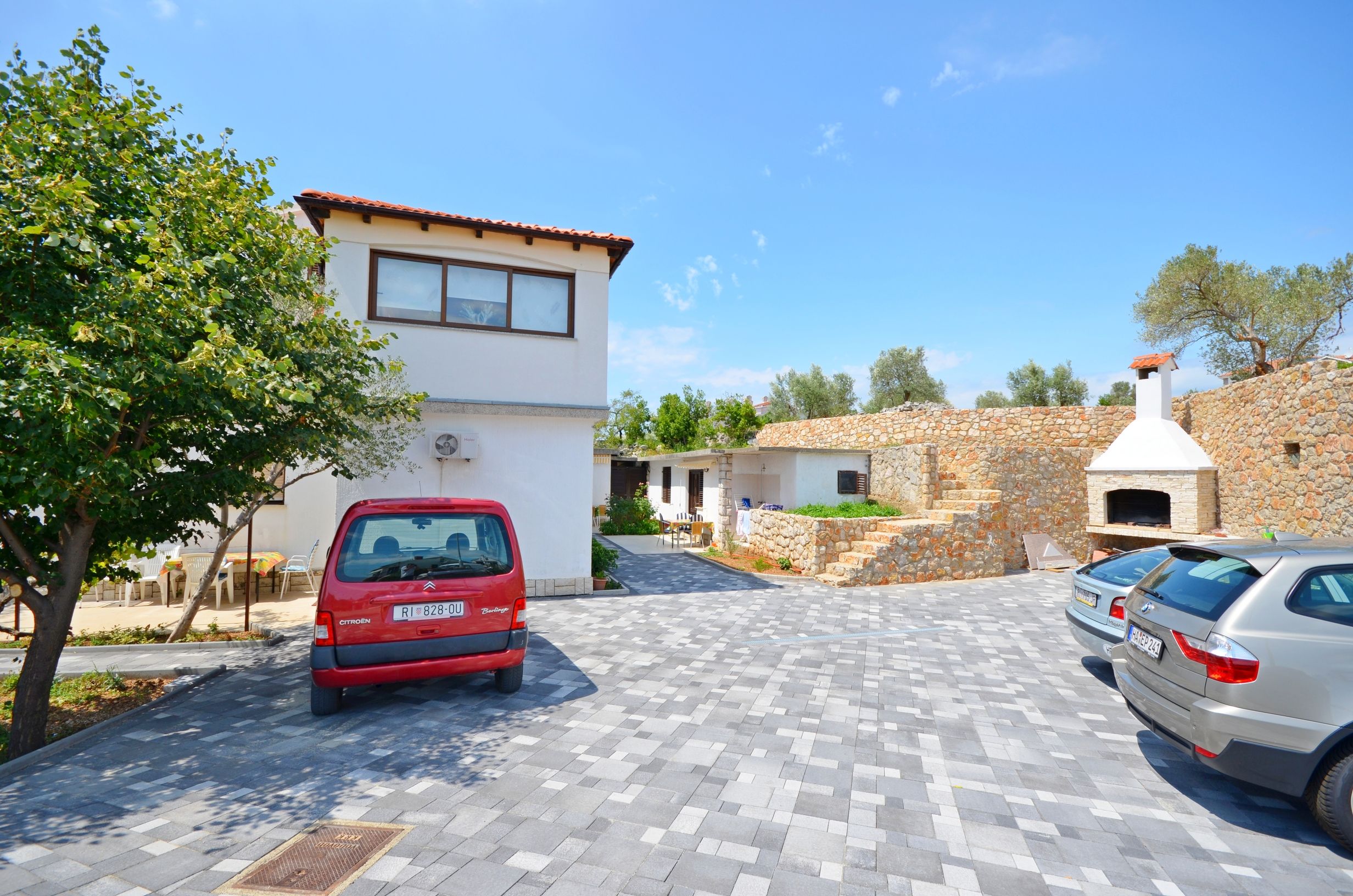 Apartments Ivanka 68461-A4
