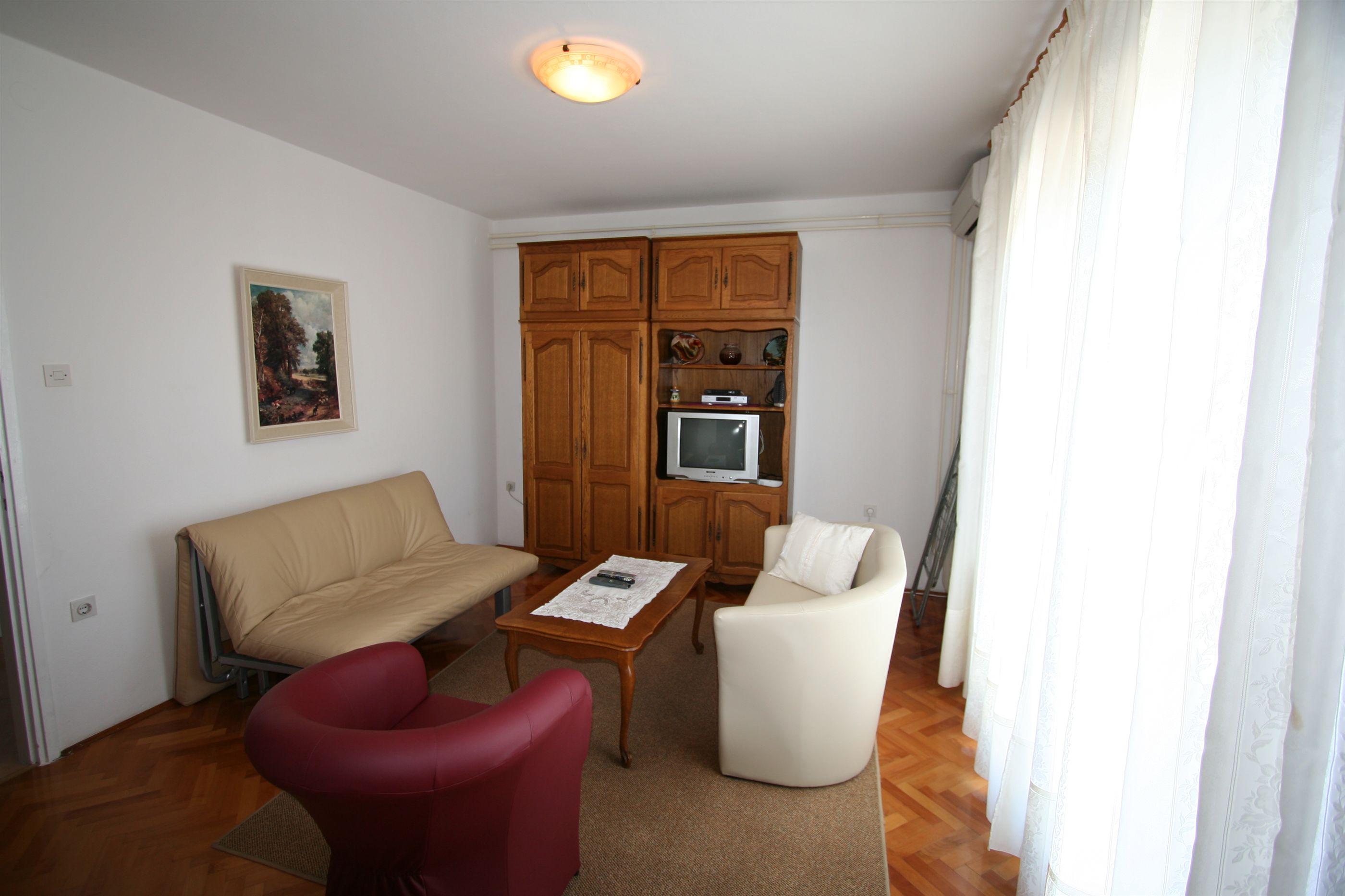 Apartments Grskovic G. Jesenovica 60242-A1