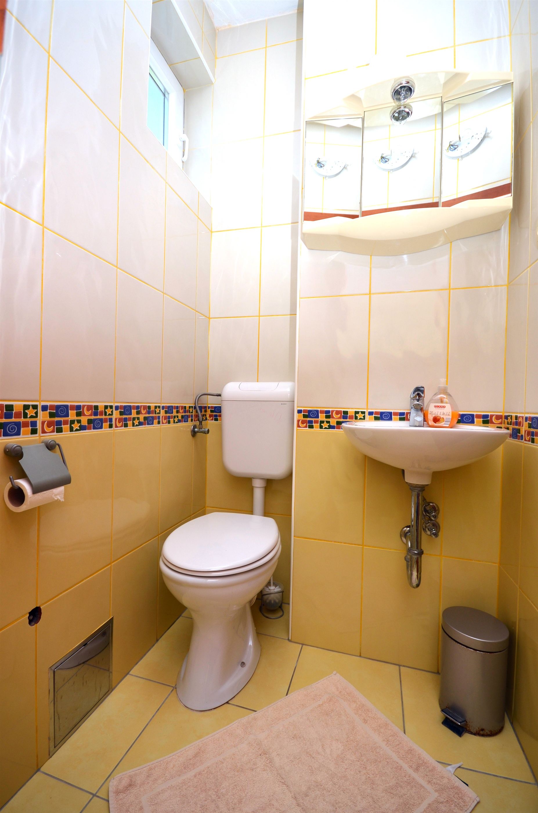 Apartments and Rooms Mare 11171-A1