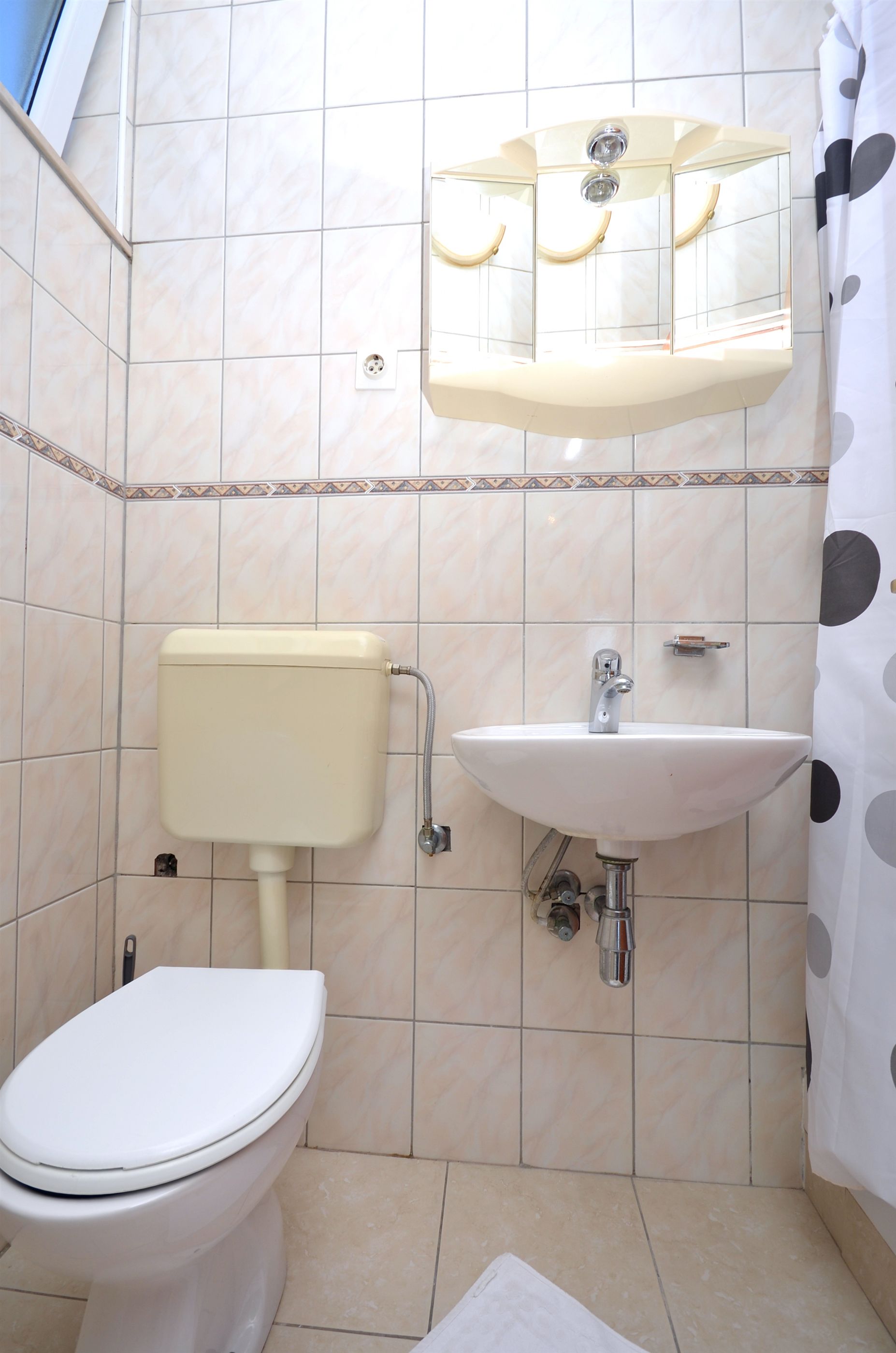Apartments and Rooms Mare 11171-A3