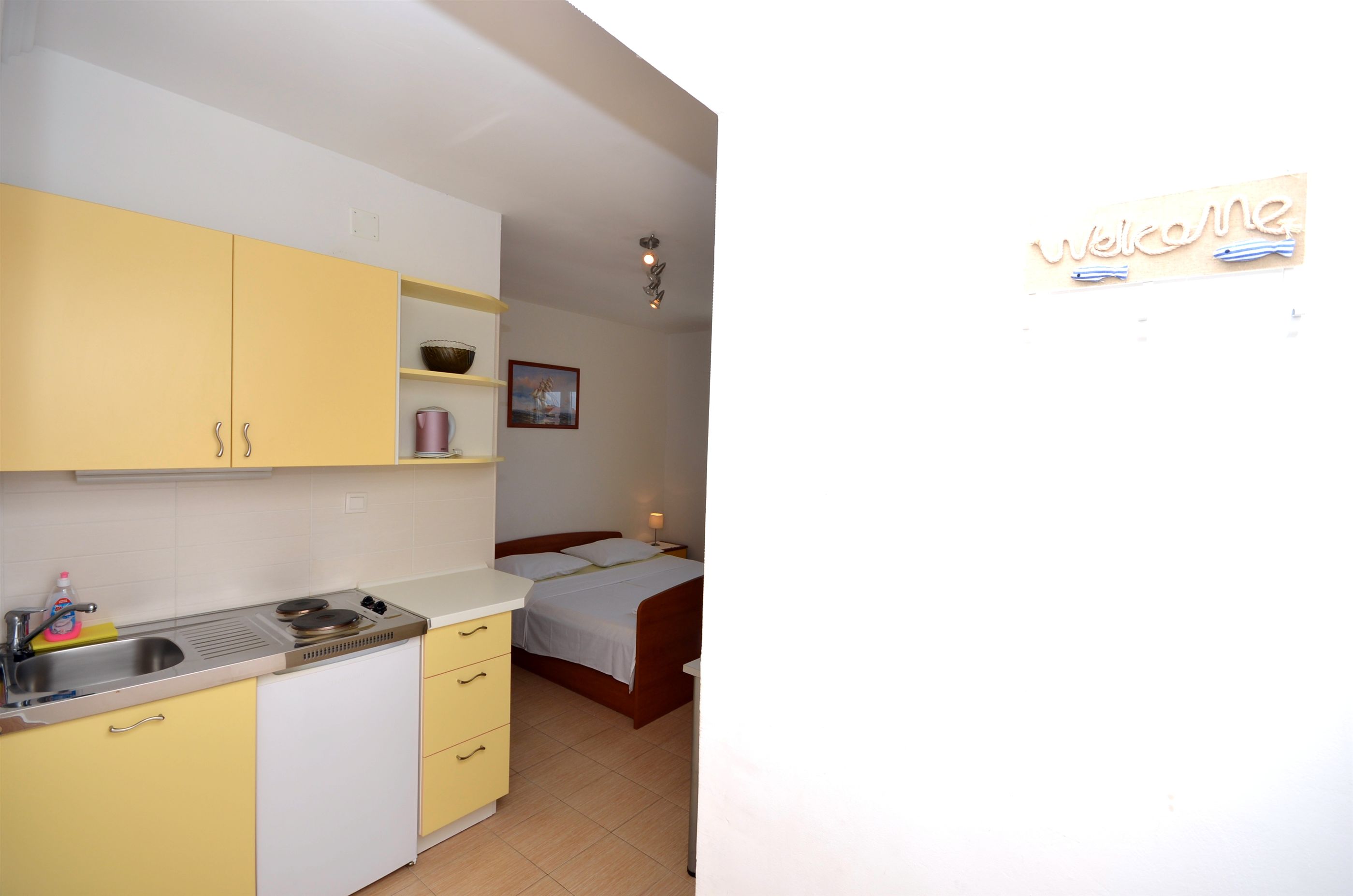 Apartments and Rooms Mare 11171-A4