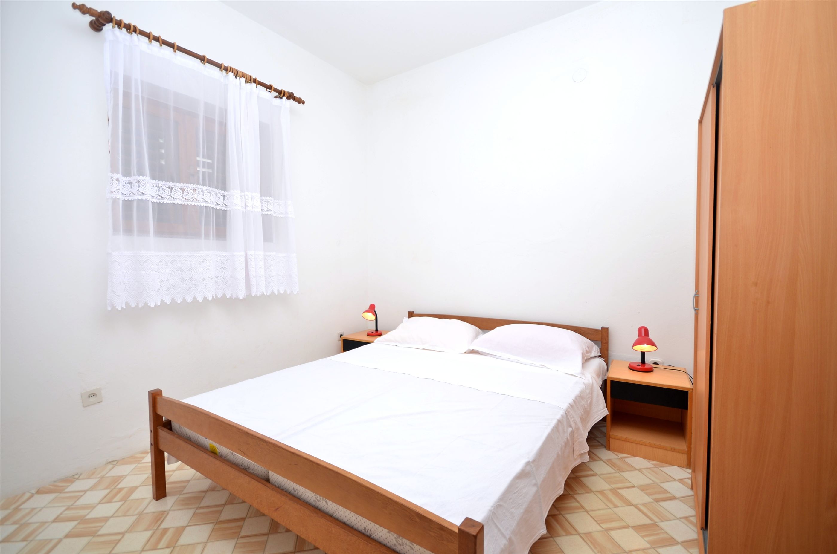 Apartments Kata 14401-A1