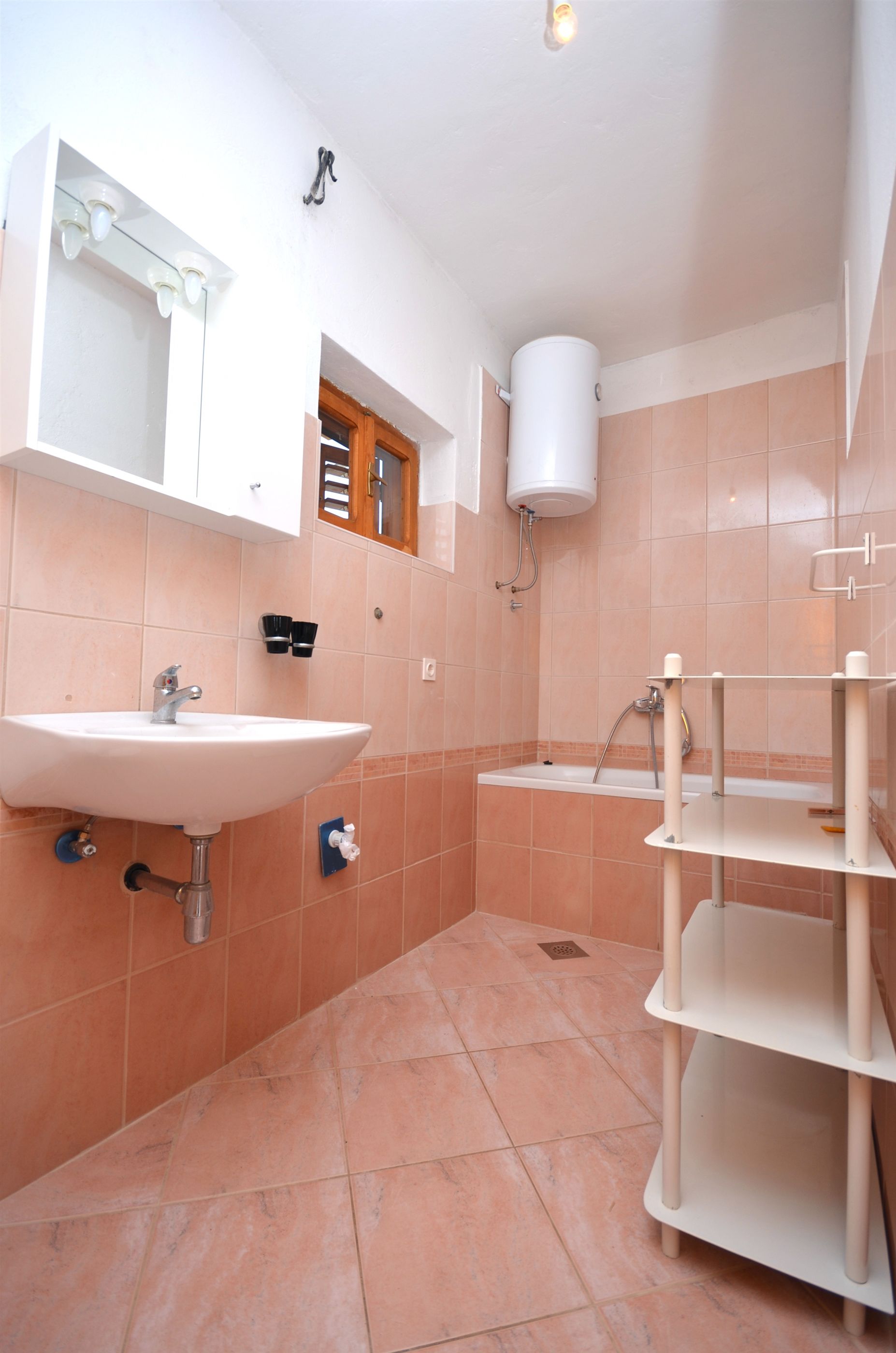Apartments Kata 14401-A3