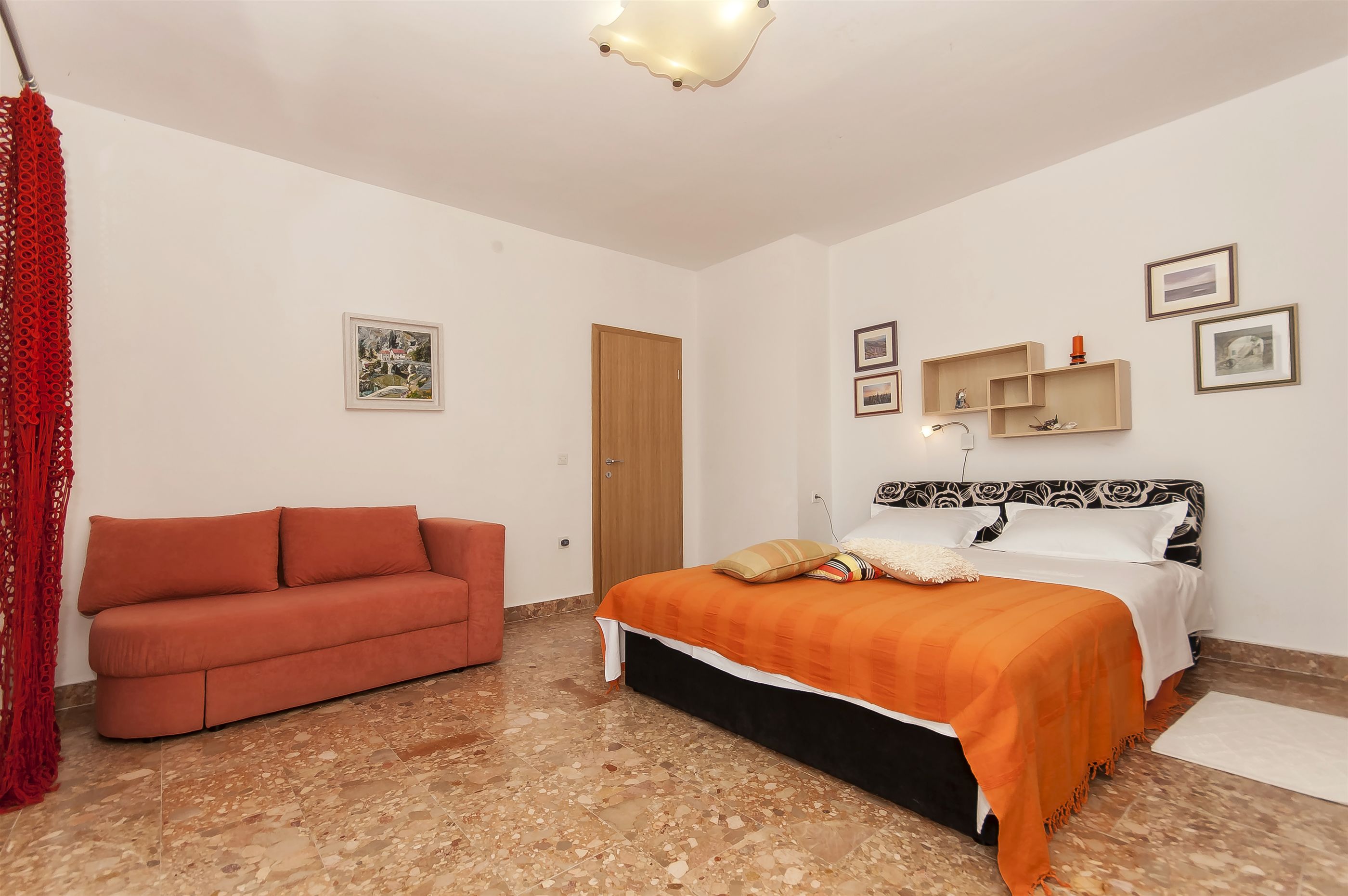 Apartments Gordana 10051-A1