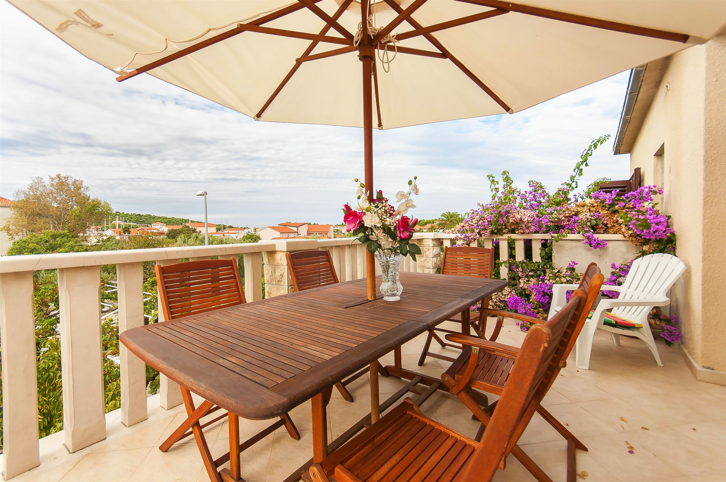 Apartments Ljiljana 10451-A2
