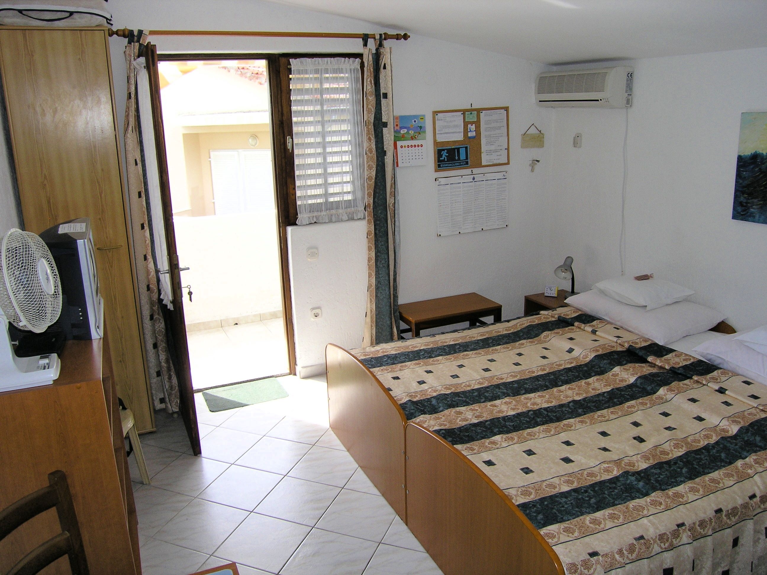 Apartments Plach 15841-A2