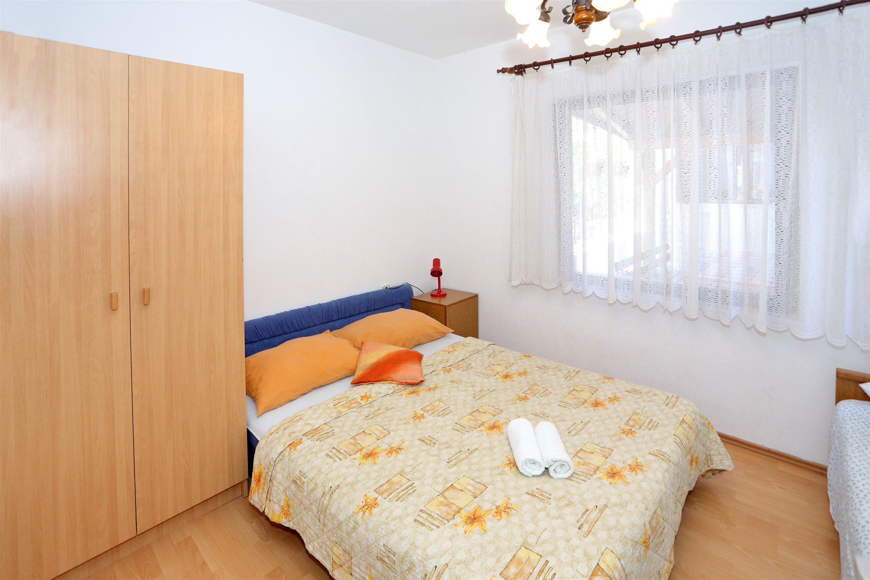 Apartments Ivan 13792-A6