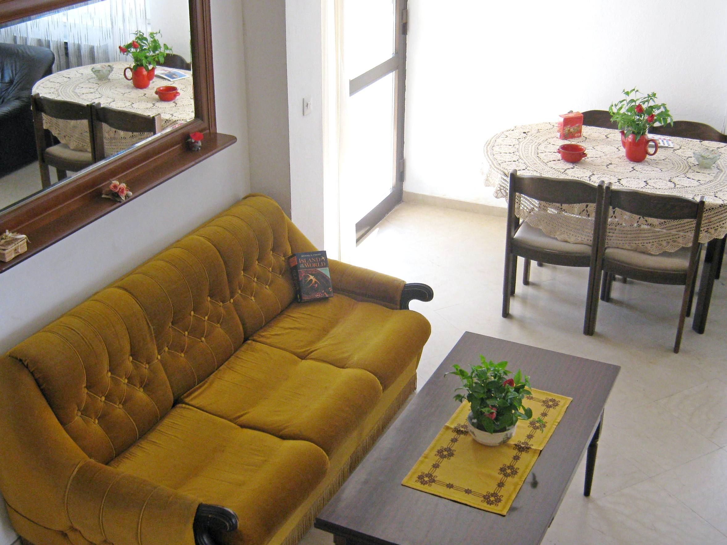 Apartment Ivica 51811-A1