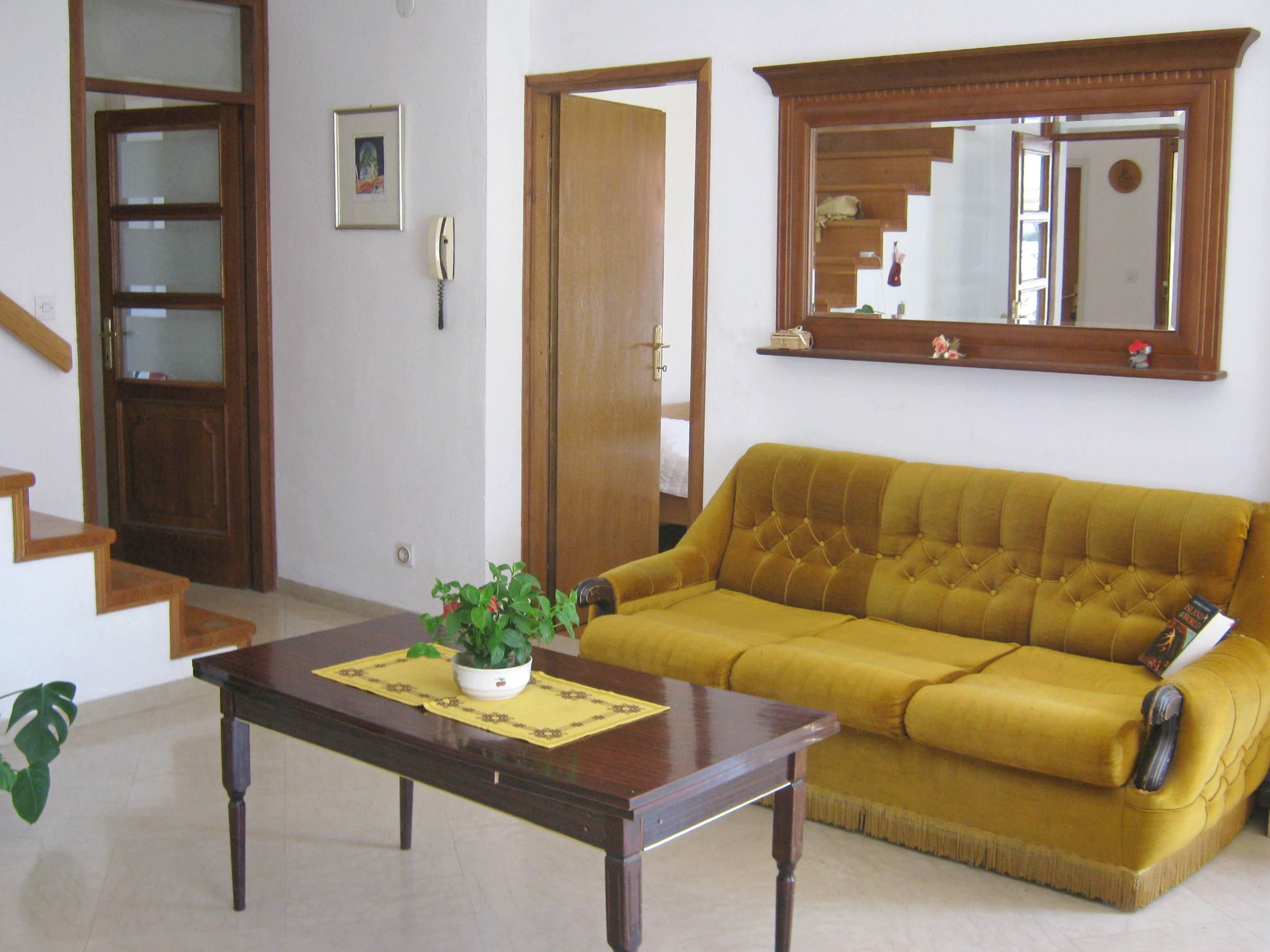 Apartment Ivica 51811-A1